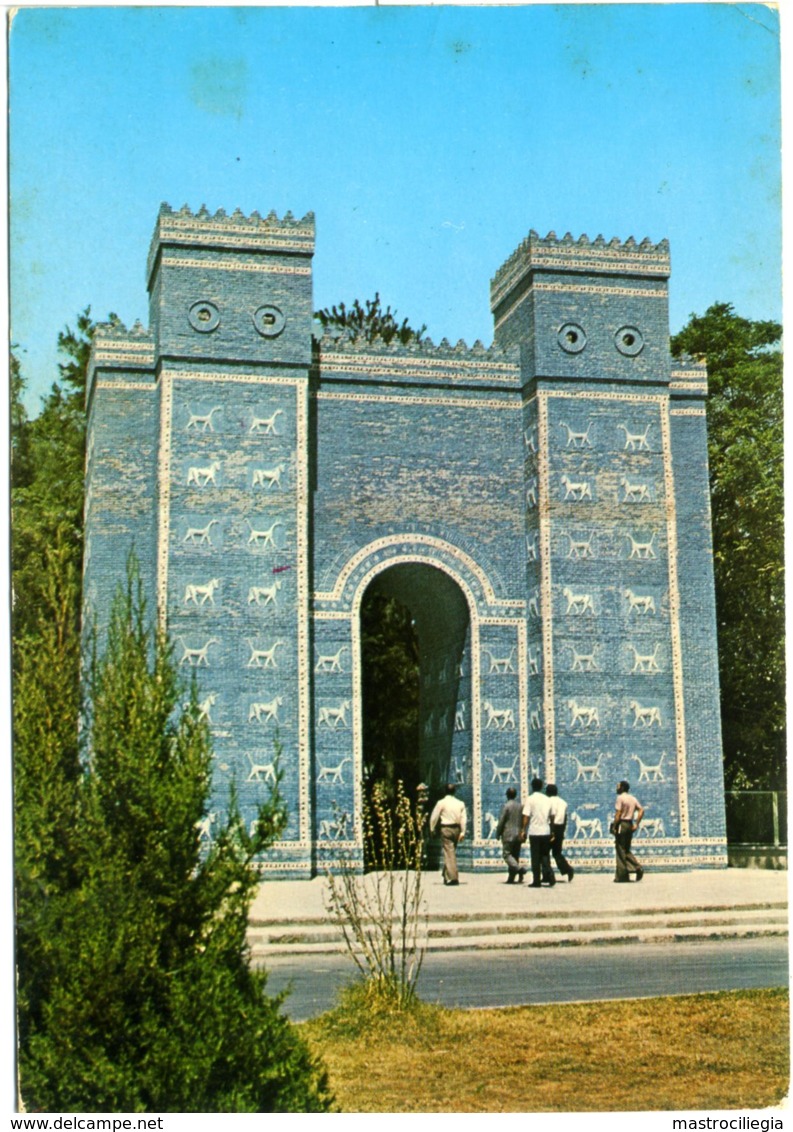 IRAQ  BABYLON  Bab Ishtar  Gate - Iraq