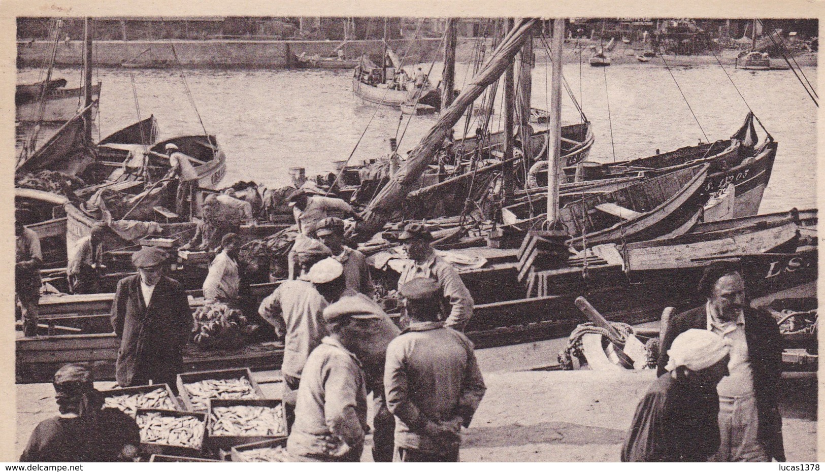 85 - LES SABLES D'OLONNE - ARRIVÉE DES SARDINIERS - Saint Florent Des Bois