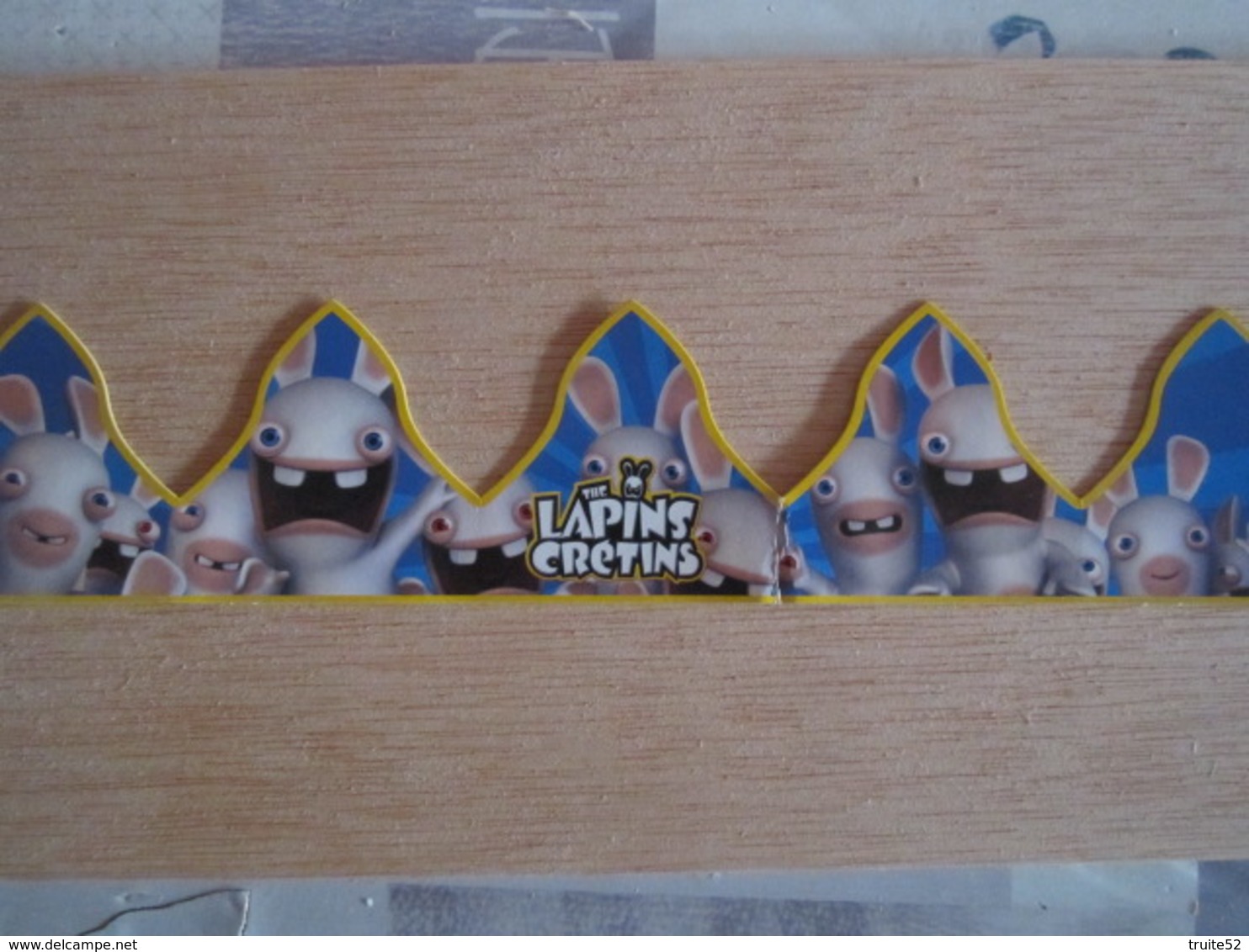 LAPINS CRETINS UBISOFT  COURONNE DE GALETTE DES ROIS Vintage Carton - Autres & Non Classés