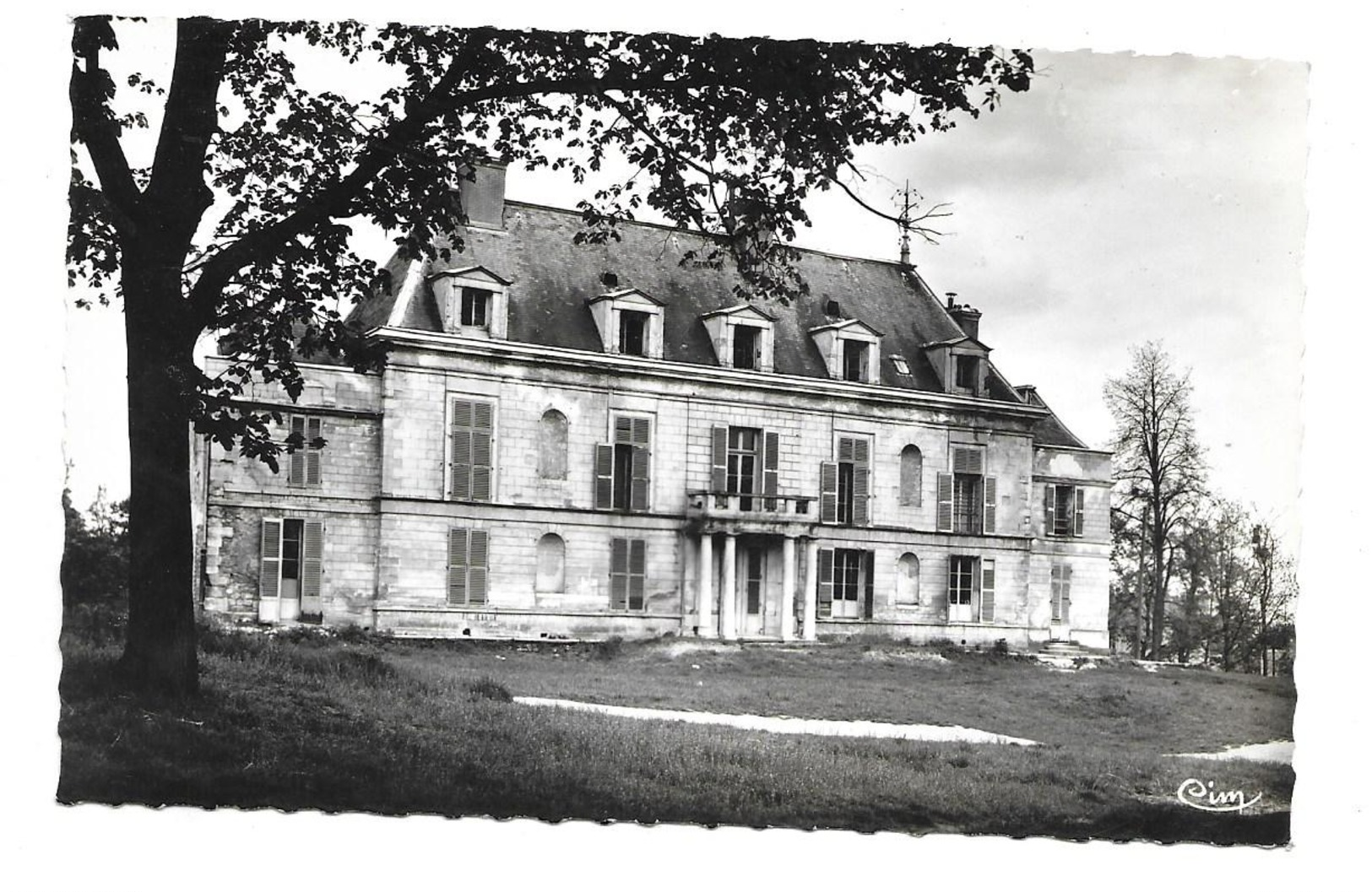 Sucy-en-Vrie - Château Montaleau - CPM Petit Format - Sucy En Brie