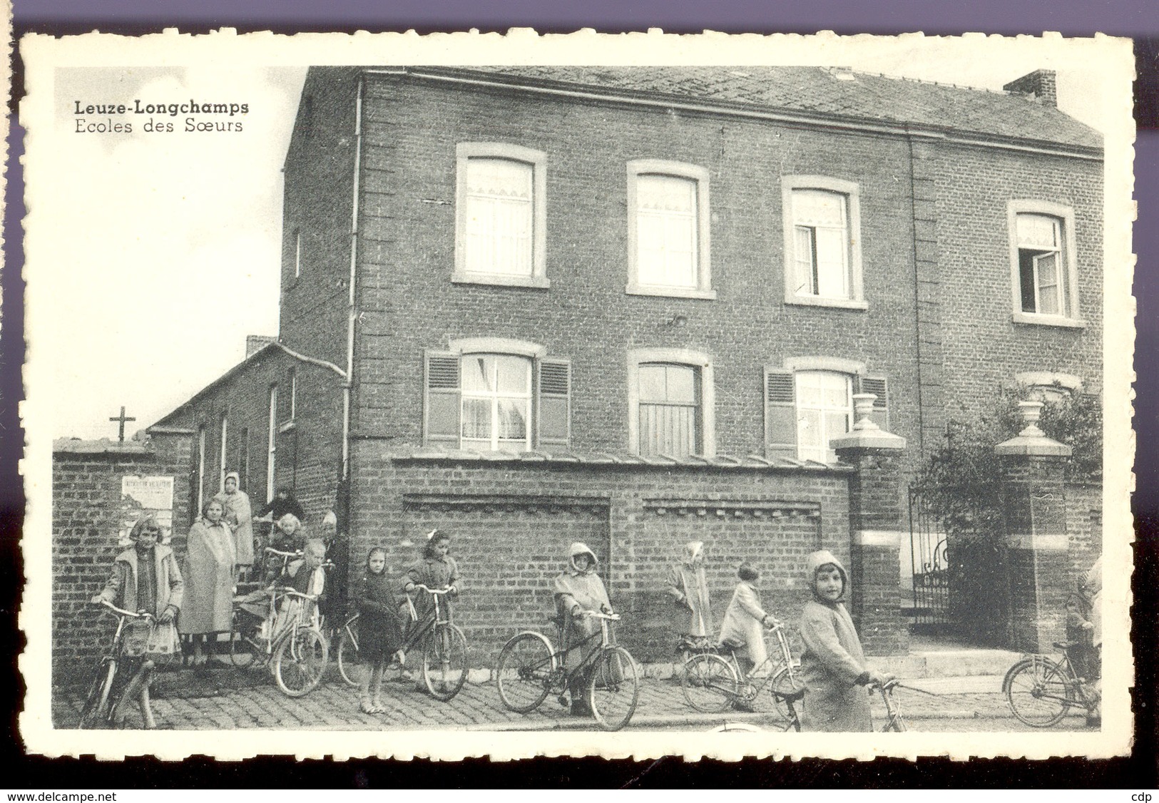 Cpsm Leuze Longchamps   école - Eghezee