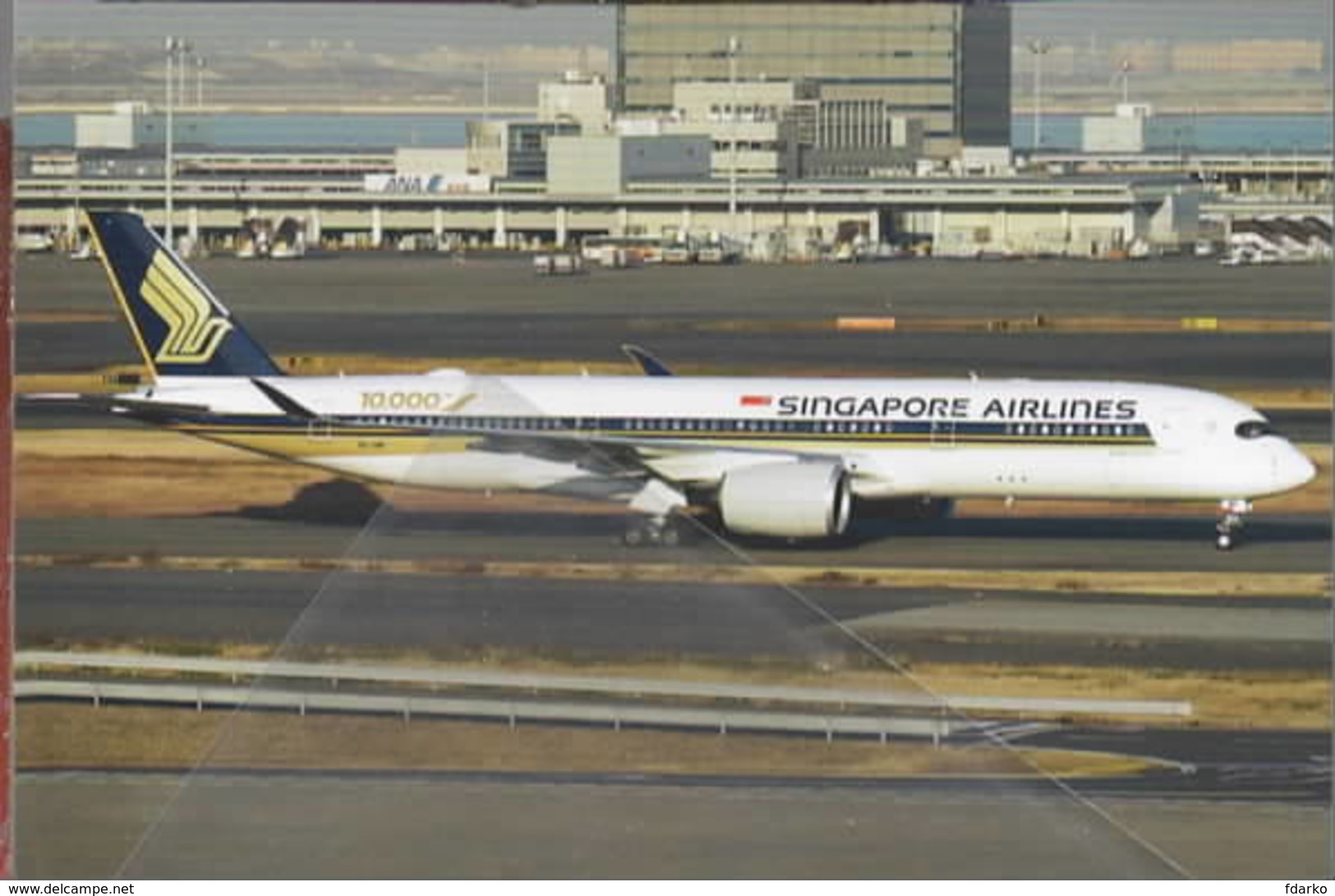 Singapore Airlines Airbus A350-9  9V-SMF At Tokyo Haneda - 1946-....: Era Moderna