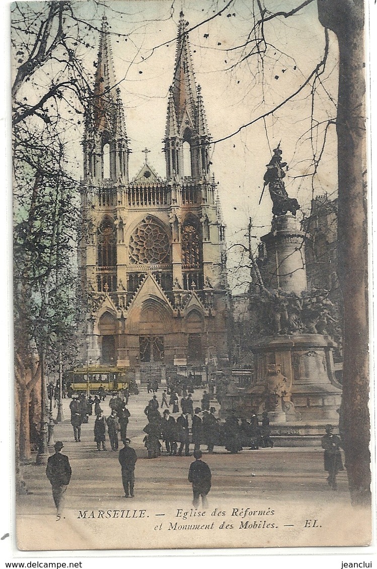 . MARSEILLE . EGLISE DES REFORMES ET MONUMENT DES MOBILES . CARTE COLORISEE TRES ANIMEE NON ECRITE - Otros Monumentos