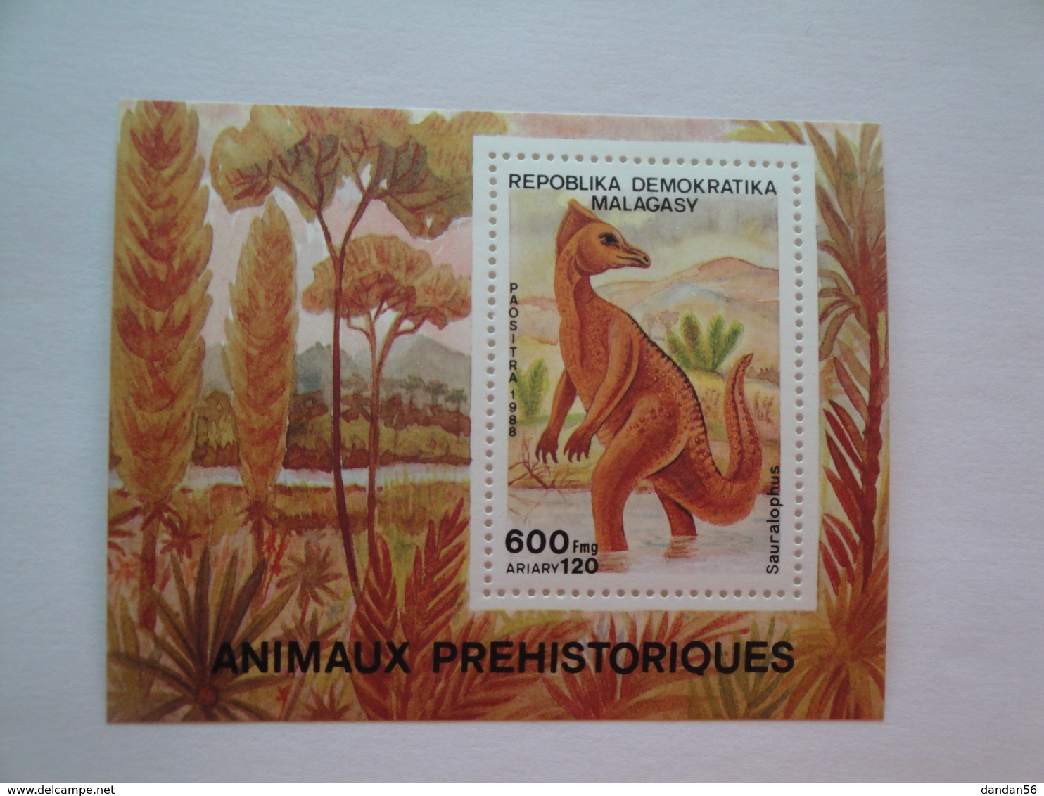 1989 Madagascar Yv BF50 ** MNH Faune Dinausore   Cote 5.00 €  Michel B 102 Scott 903 - Madagascar (1960-...)