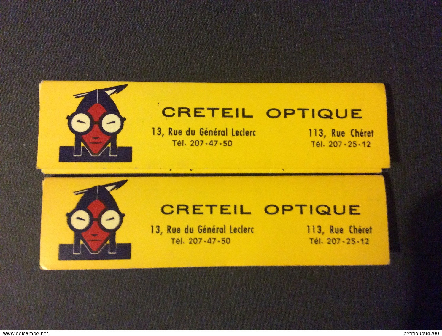 DISTRIBUTEUR MÉTAL SÉRIGRAPHIE + 2 ÉCHANTILLONS OPTICIL Luneterie