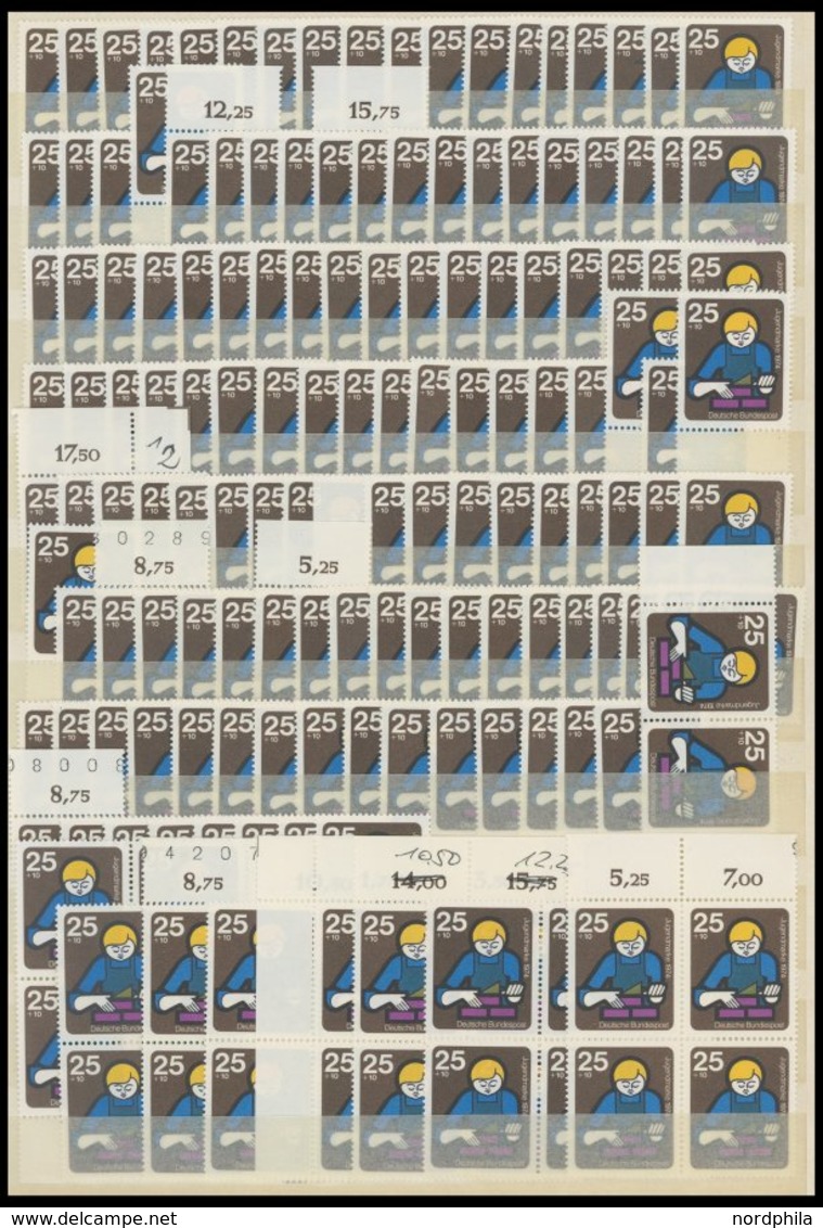 ENGROS 800-03 **, 1974, Jugend, 160 Postfrische Prachtsätze, Pracht, Mi. 1120.- - Ungebraucht