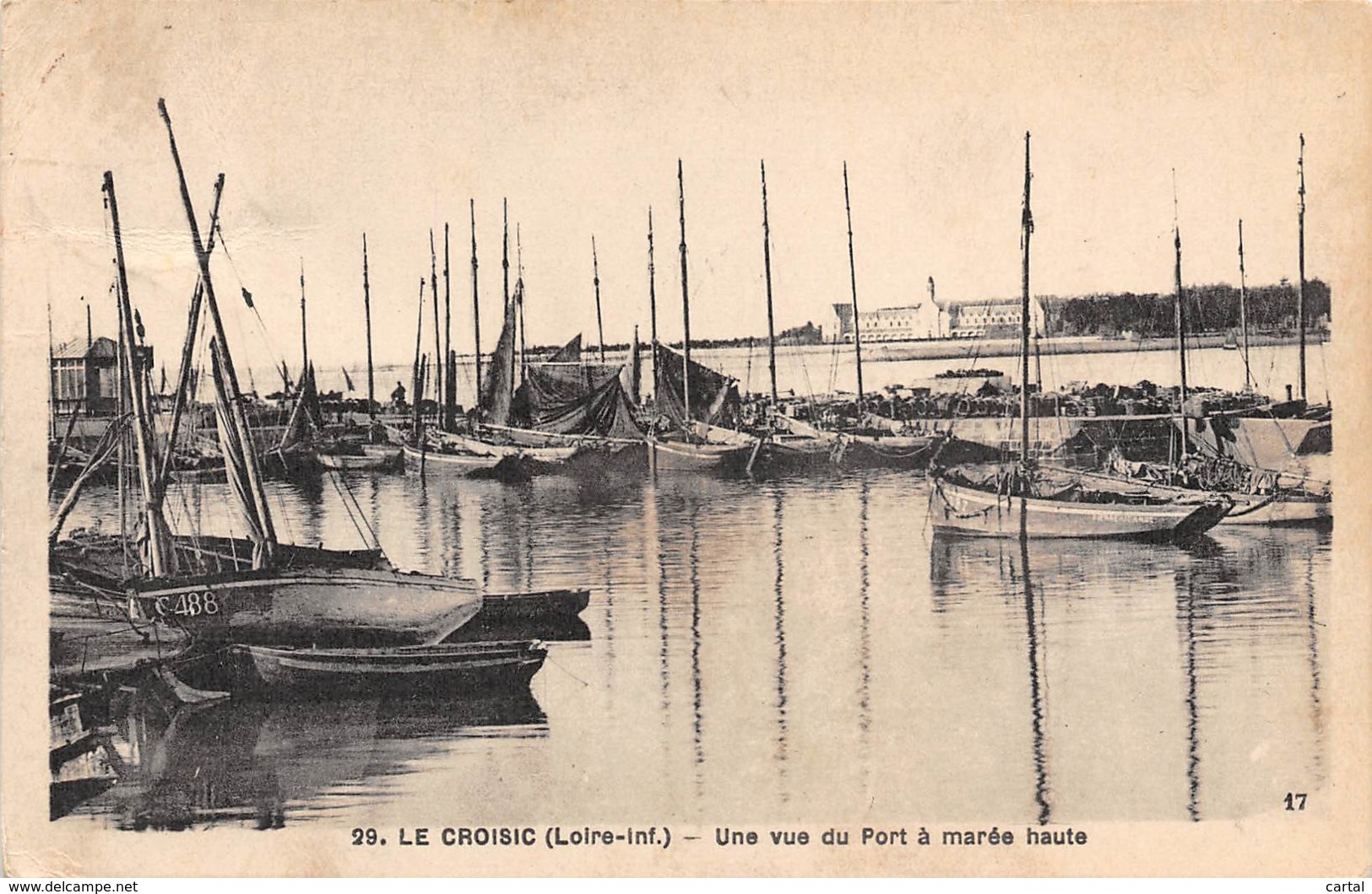 44 - LE CROISIC - Une Vue Du Port à Marée Haute - Le Croisic