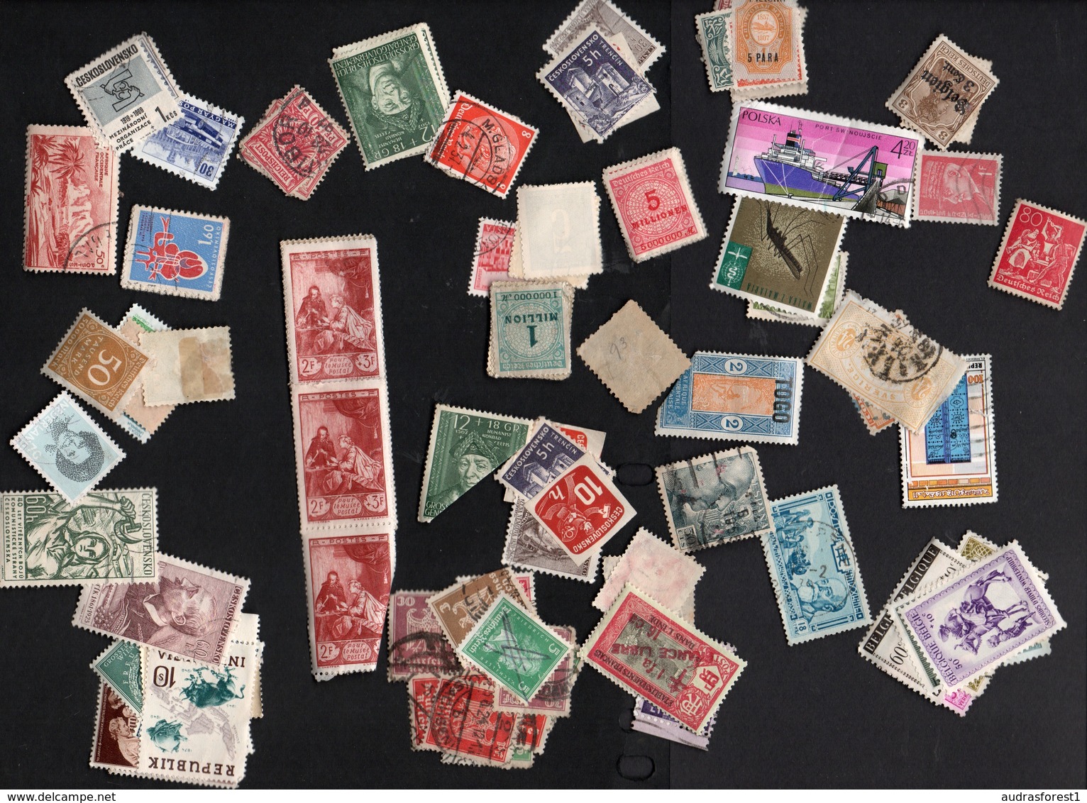 COLLECTION OF WORLD Stamps - Damaged Or Glued Together, So Quite An ODD LOT, That Requires Careful Soaking - Collections (without Album)