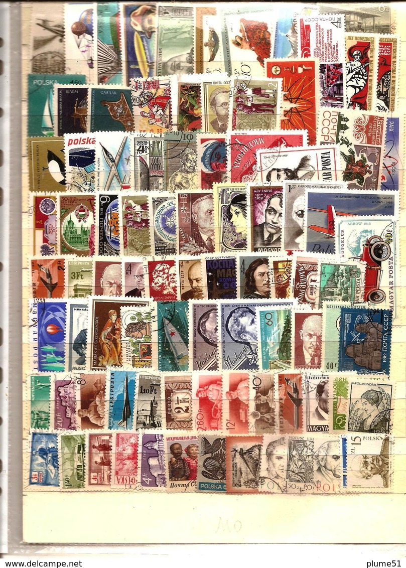 VRAC + de 800 timbres oblitérés MONDE - 12