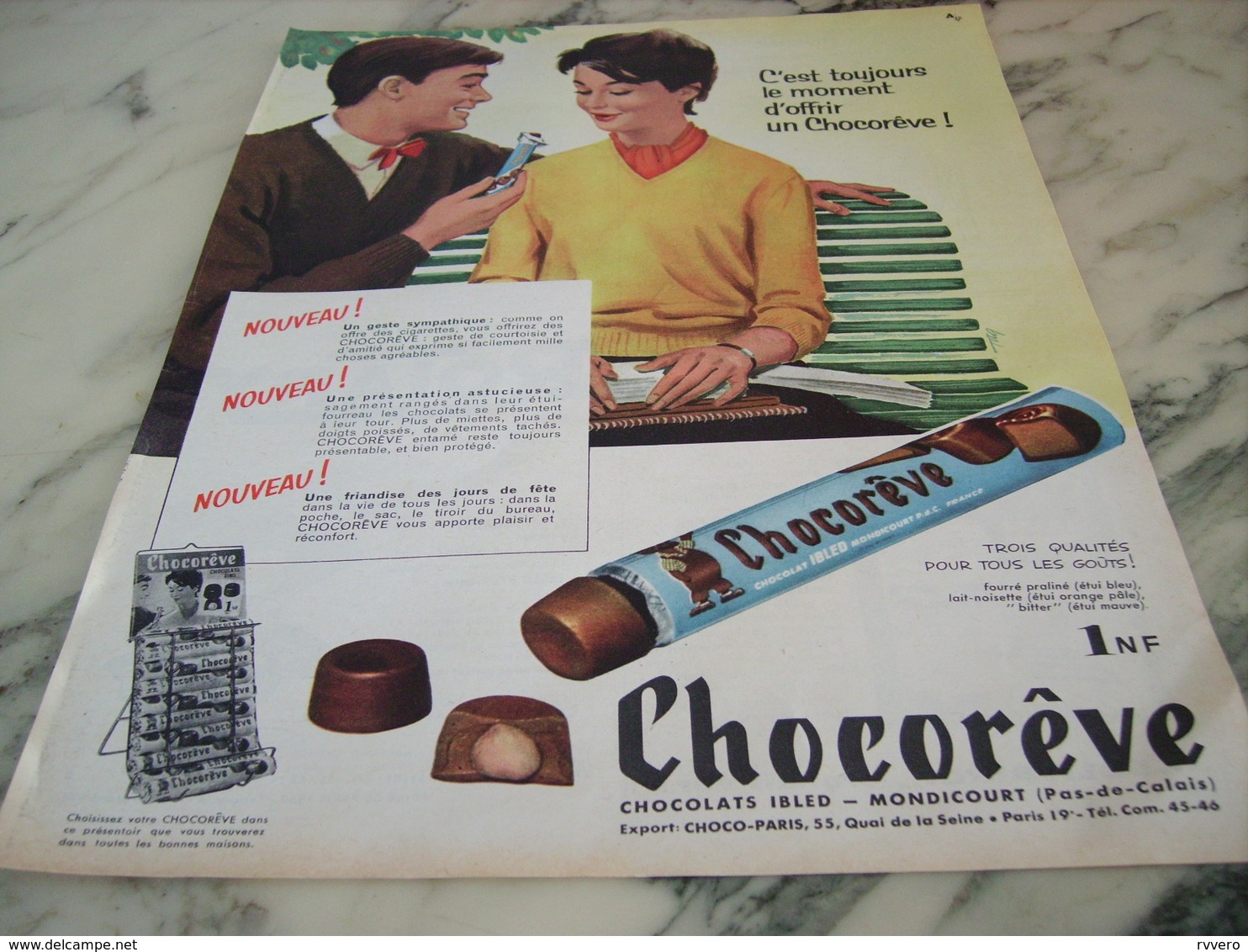 ANCIENNE PUBLICITE MOMENT D OFFRIR CHOCOREVE 1960 - Affiches