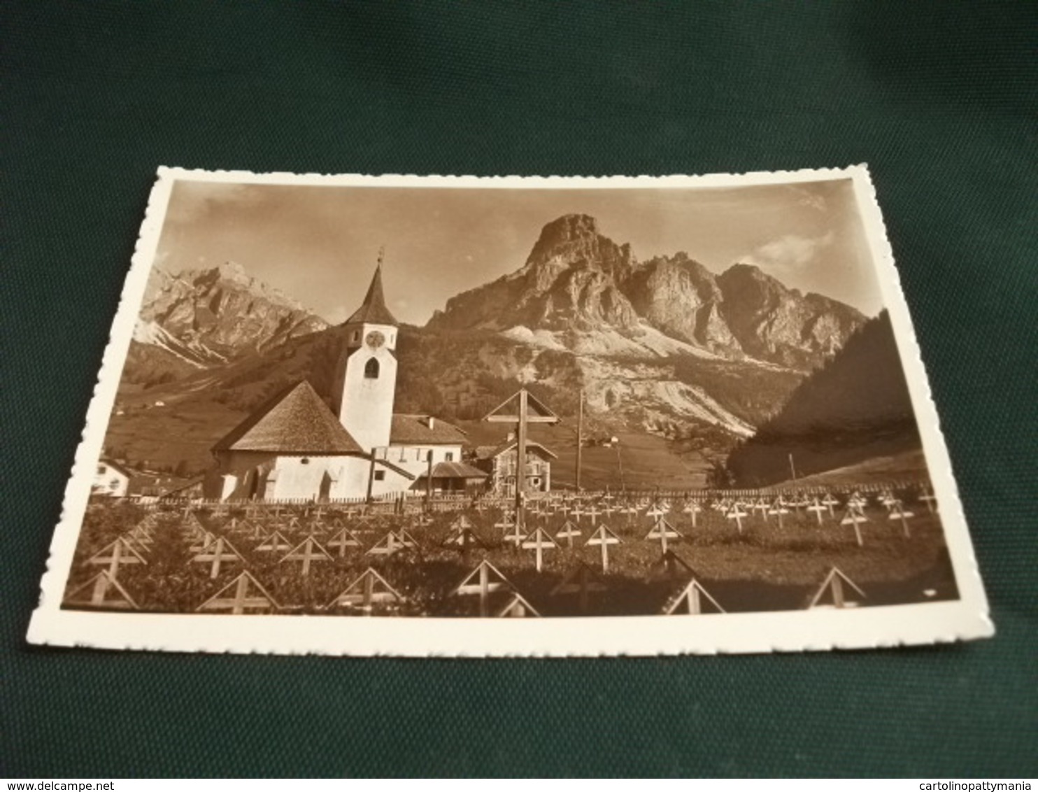 CHIESA EGLISE  DOLOMITI CORVARA IN LADINIA CIMITERO MILITARE - Chiese E Cattedrali