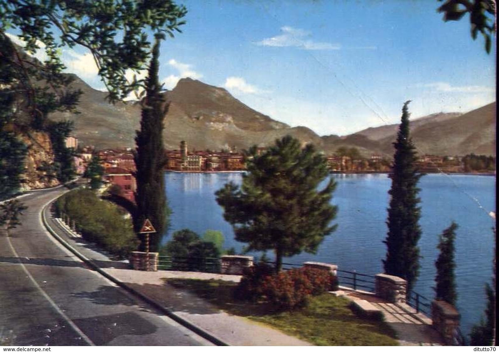 Riva Sul Garda - Lago Di Garda - 211-260 - Formato Grande Viaggiata Mancante Di Affrancatura – E 10 - Trento