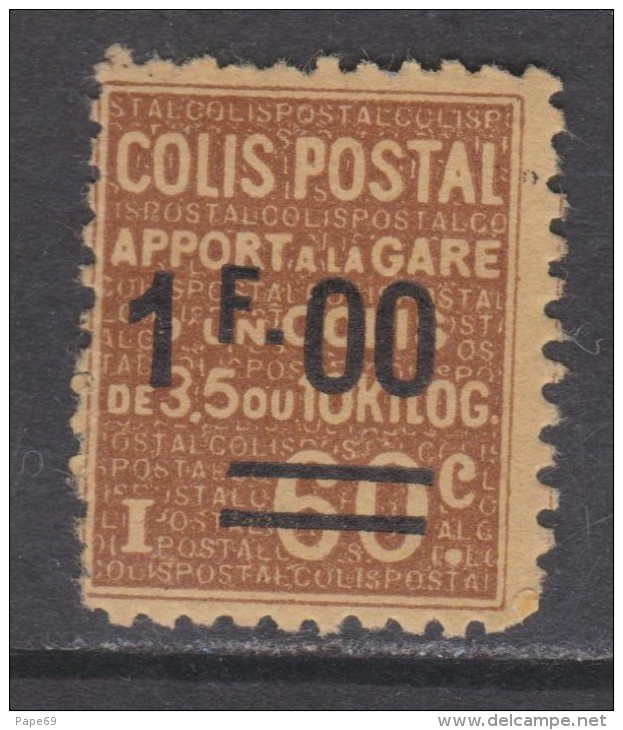 France Colis Postaux N° 47  X Apport à La Gare : 1 F. Sur 60 C. Brun  Trace De Charnière Sinon TB - Neufs