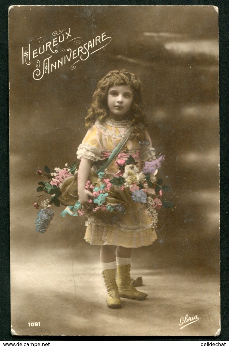 11315  Carte Postale  Anniversaire :  Fillette Aux Fleurs - Anniversaire