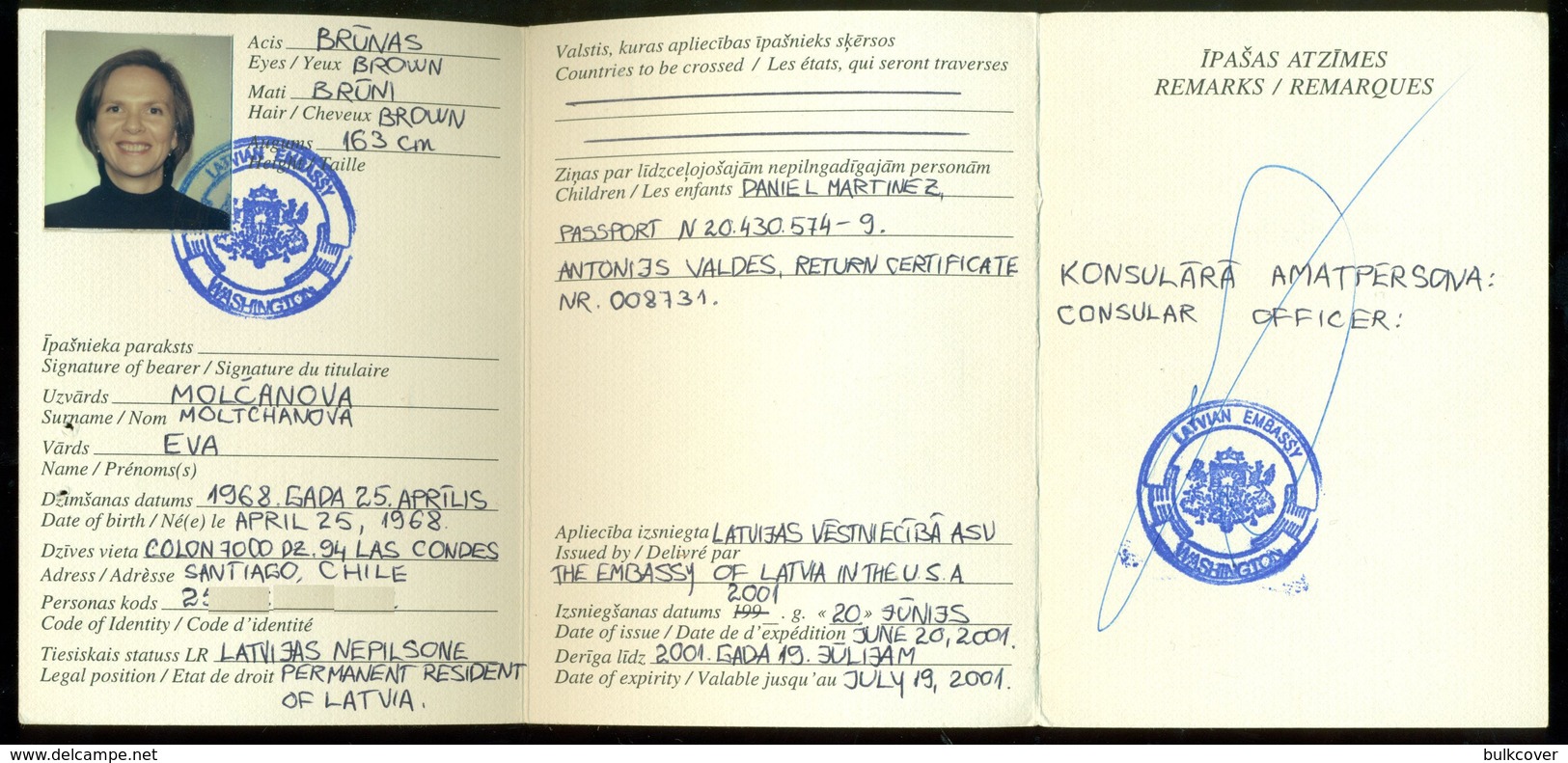 CITIZEN RETURN CERTIFICATE 2001 BY LATVIA EMBASSY IN WASHINGTON USA ONE-WAY PASSPORT RESEPASS PASS - Historical Documents