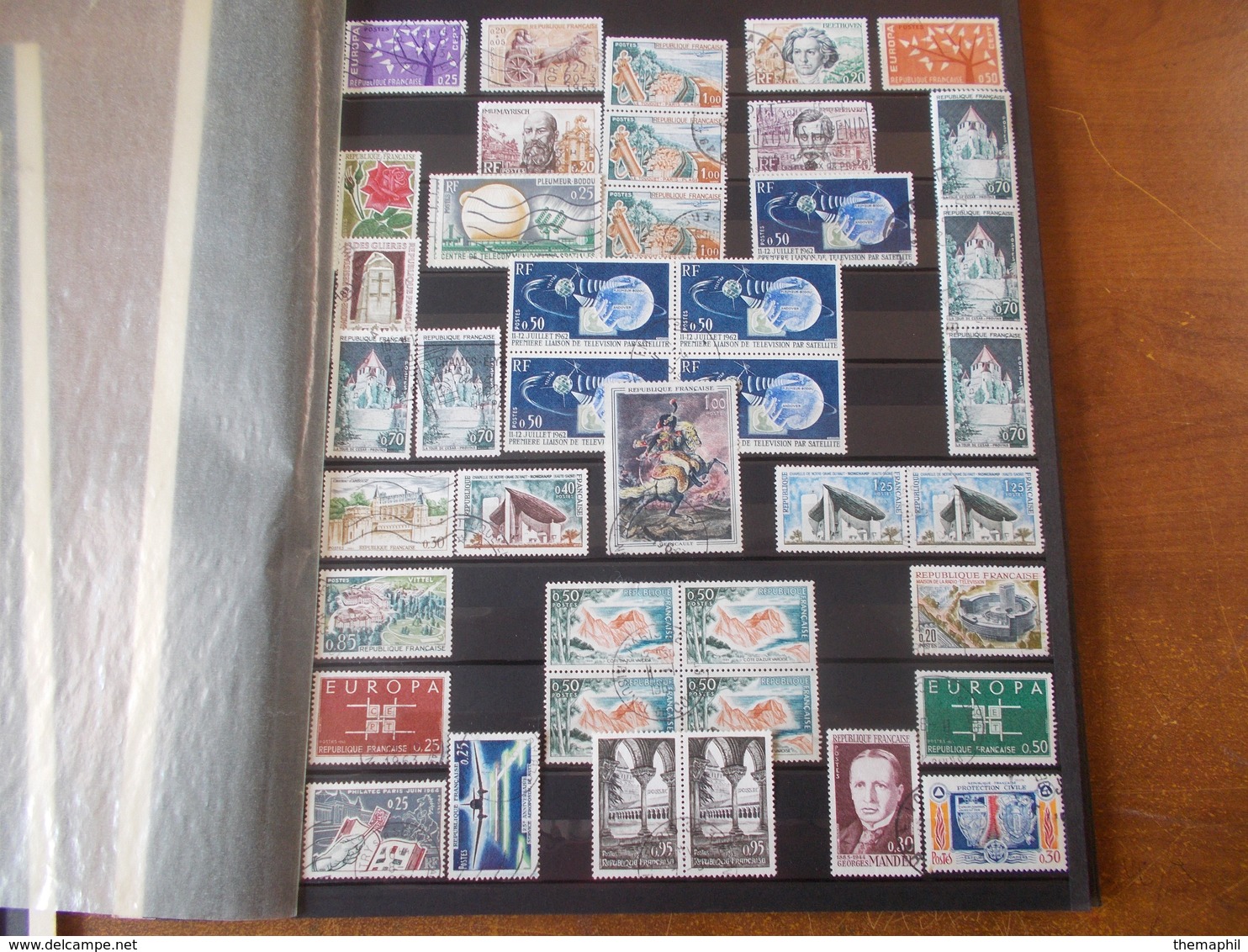 lot n° 176 FRANCE collection neufs ou obl. . no paypal