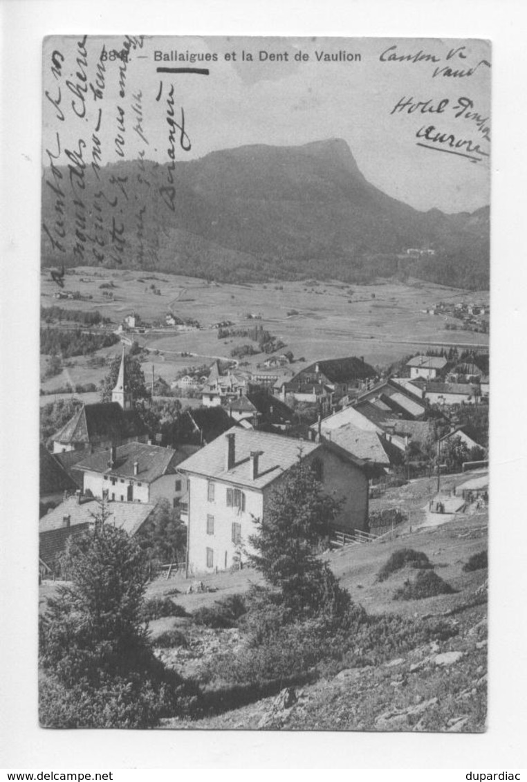 SUISSE / LOT de 460 cartes postales, anciennes et plus récentes, plus vues de carnets, le tout en très bon état.