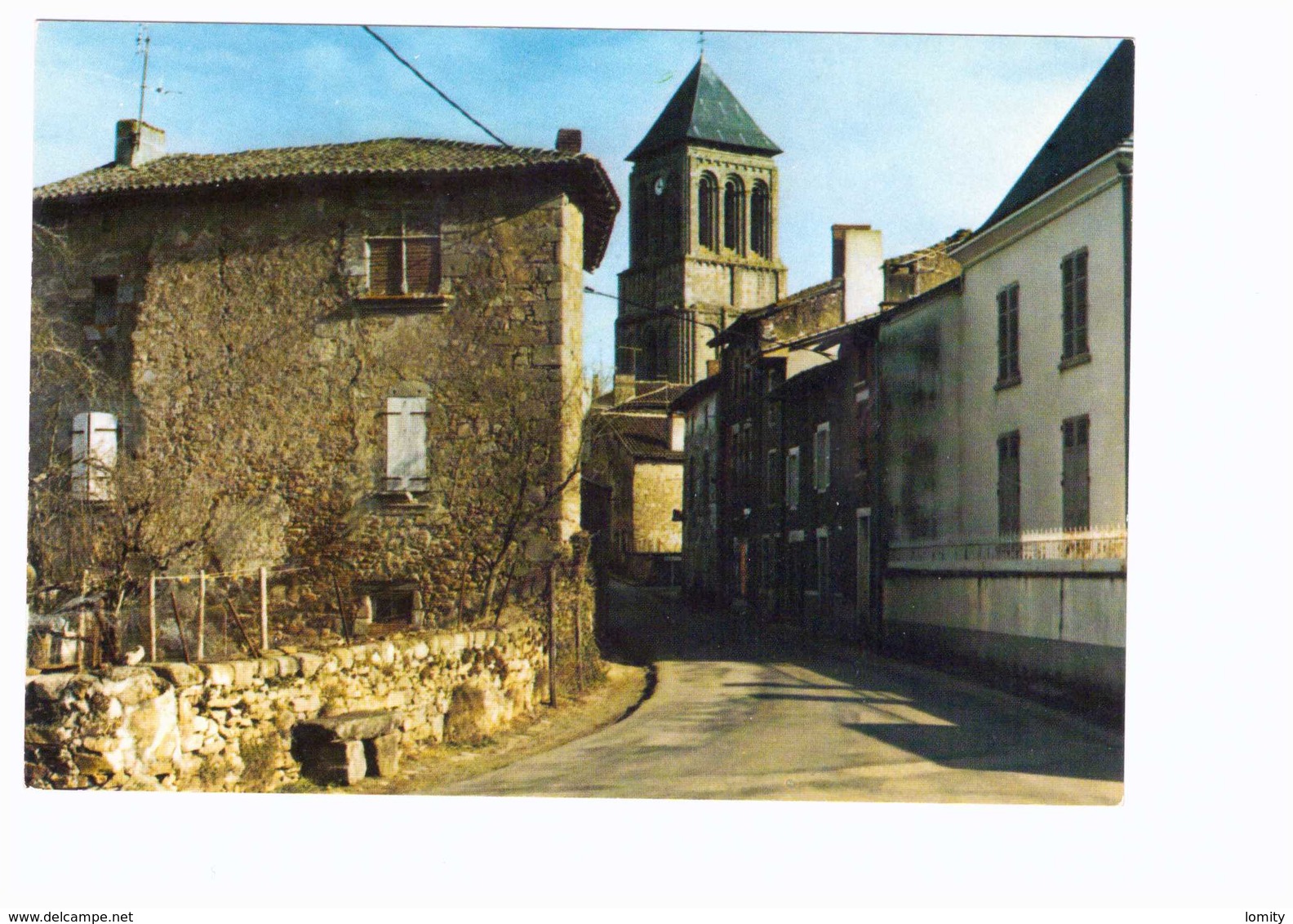 16 Lesterps Eglise D' Une Ancienne Abbaye Clocher Du XIIe - Autres & Non Classés