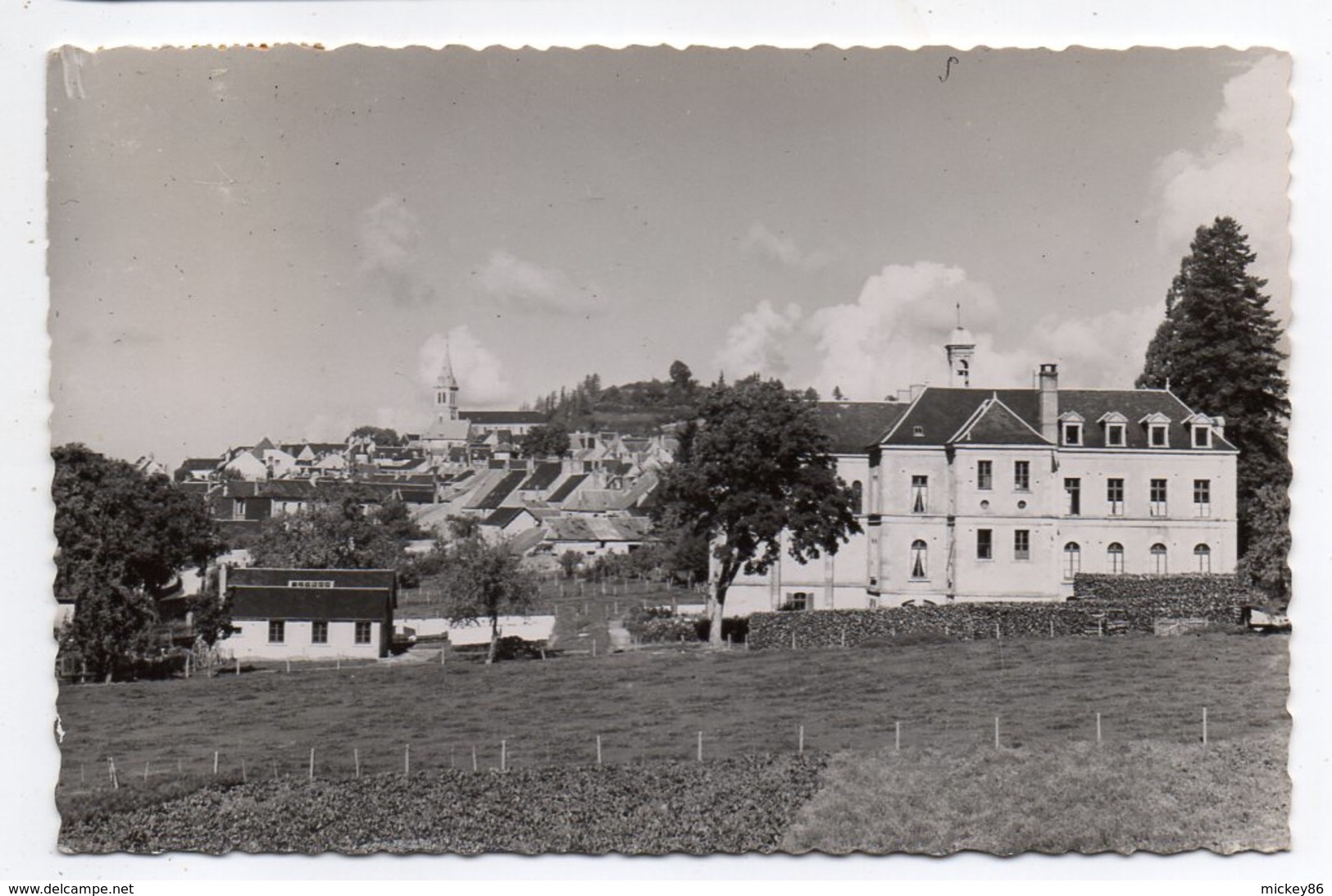 CHATEAU-CHINON --1956--Vue Générale -- Tp Croix De Malte -- Beau Cachet...pas Très Courante ...à Saisir - Chateau Chinon