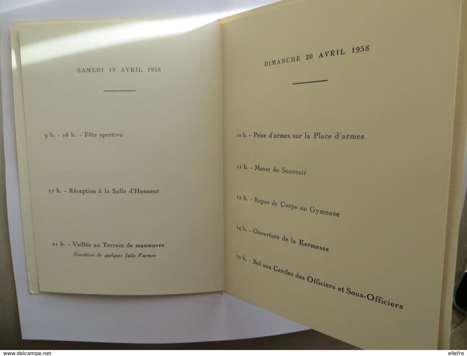 Programme Militaria Capitaine De Cuirassiers De La Reine Cavalerie -4 ème Regiment De Cuirassiers Fête De Saint Georges - Programs