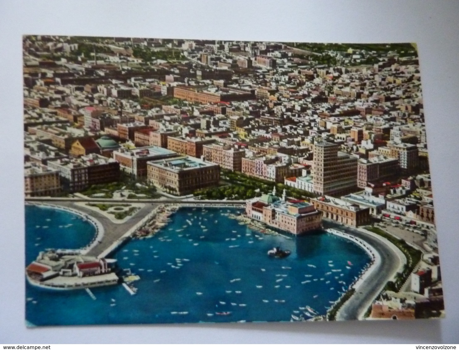 Cartolina Viaggiata  "BARI  Veduta Panoramica Dall'aereo"  1961 - Bari