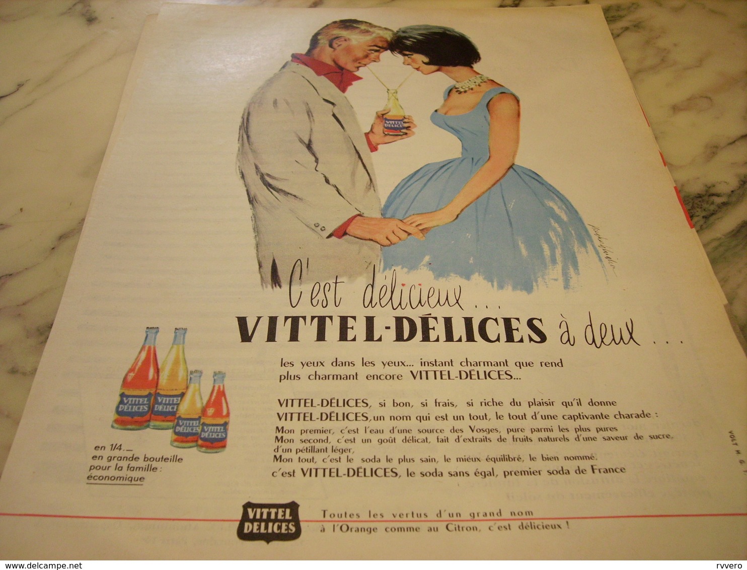 ANCIENNE PUBLICITE A DEUX MON VITTEL DELICES 1960 - Affiches