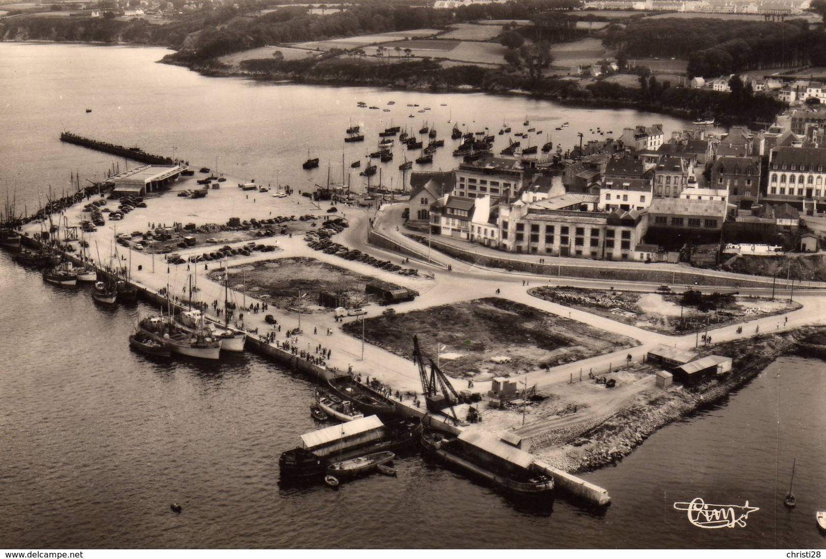 DPT 29 DOUARNENEZ Vue Aérienne Du Port - Brest