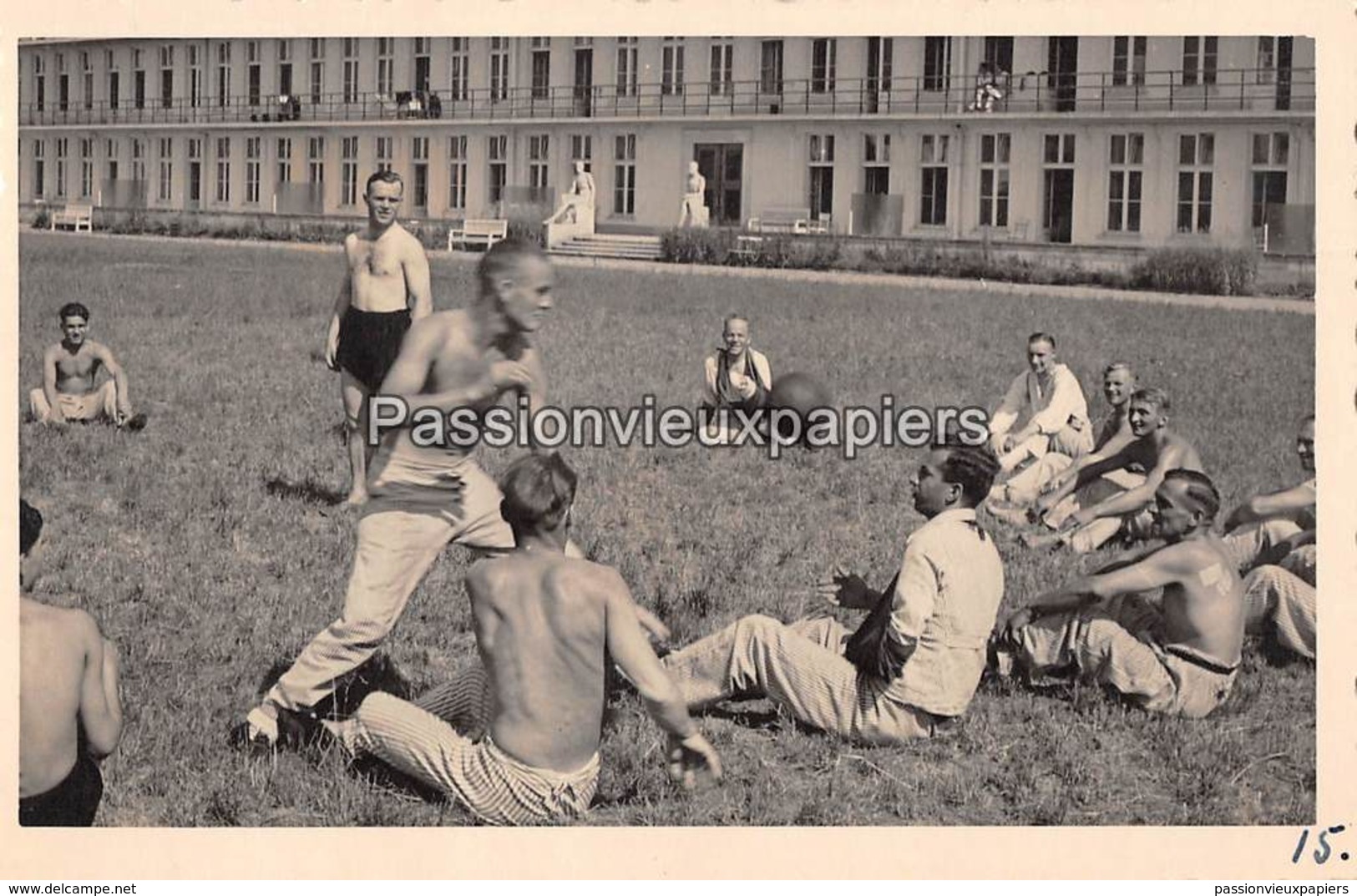 CARTE PHOTO ALLEMANDE   GLOGOW (GLOGAU) SZPITAL   II WK ? DEUTSCHE SOLDATEN ? - Pologne