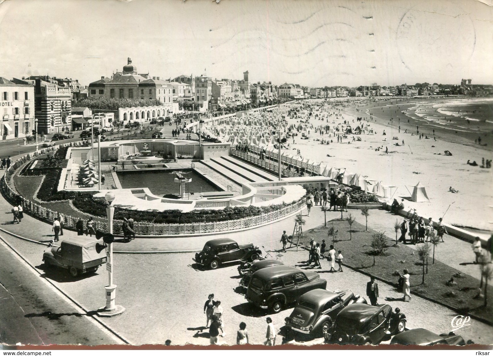 LES SABLES D OLONNE(AUTOMOBILE) - Voitures De Tourisme