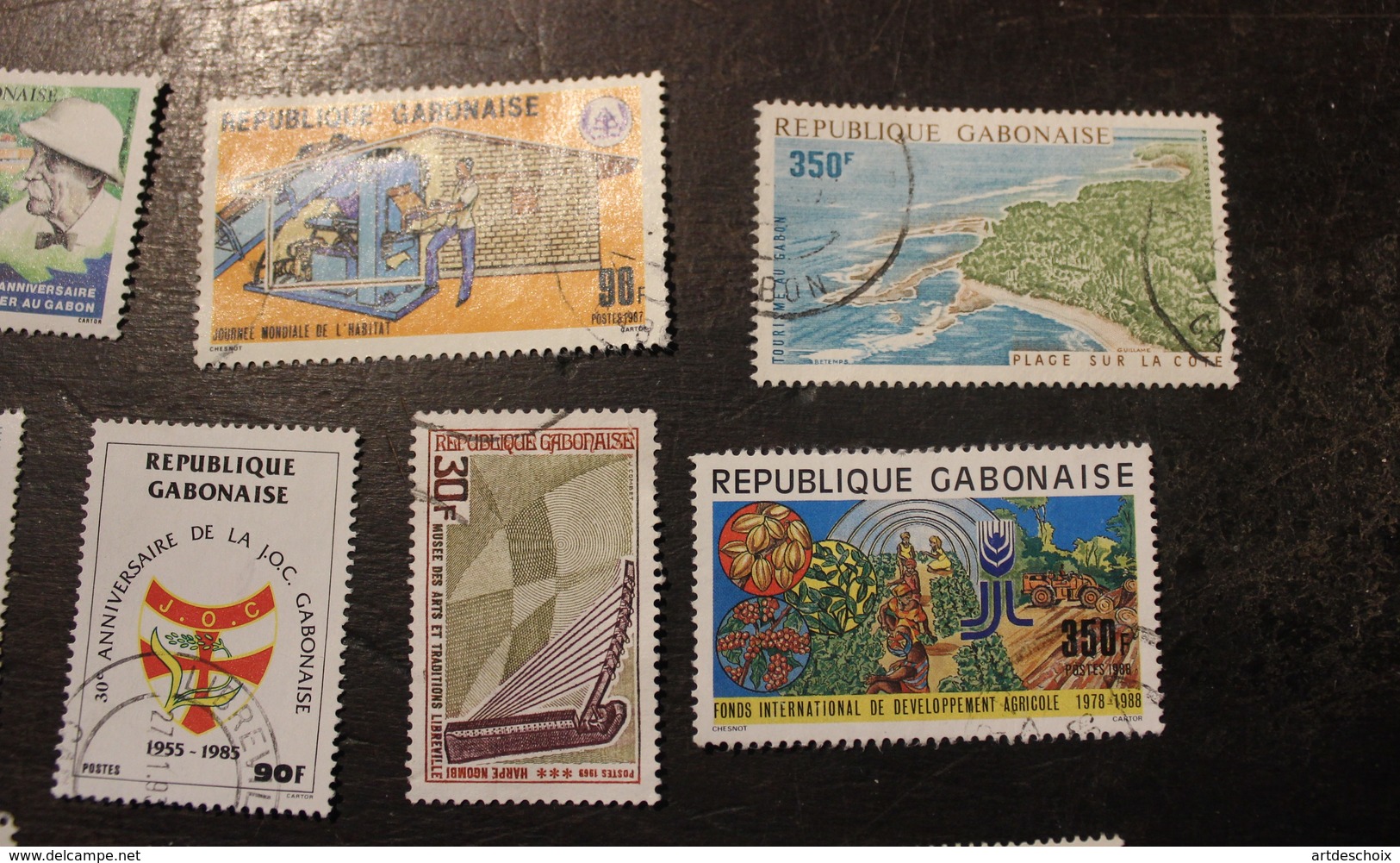 LOT DE 15  TIMBRES  GABON OBLITERES SANS CHARNIERE - Gabon (1960-...)