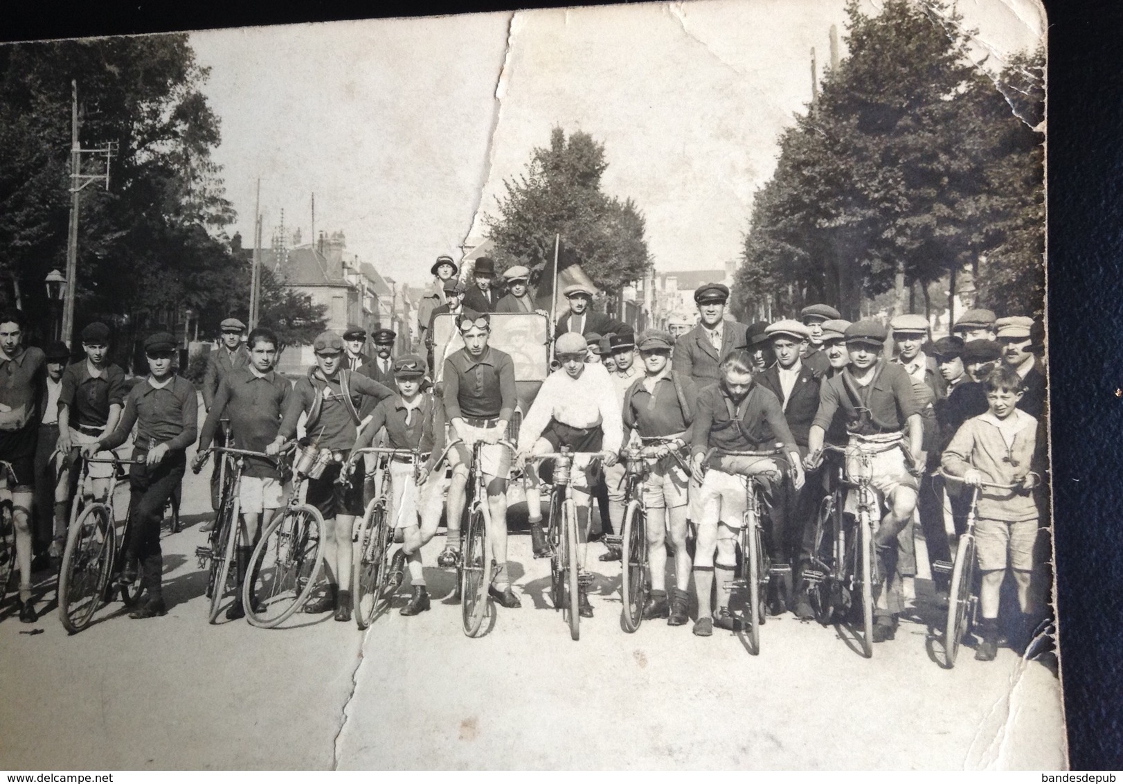 Beauvais En L' état Belle Carte Photo Course Cycliste Vélo Rue De La Préfecture Photo Minoli - Beauvais