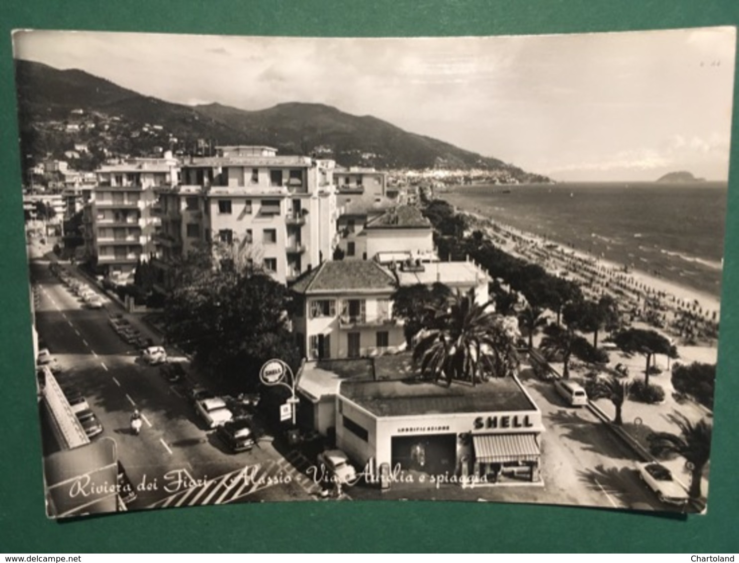 Cartolina Riviera Dei Fiori - Alassio - Via Aurelia E Spiaggia - 1962 - Savona