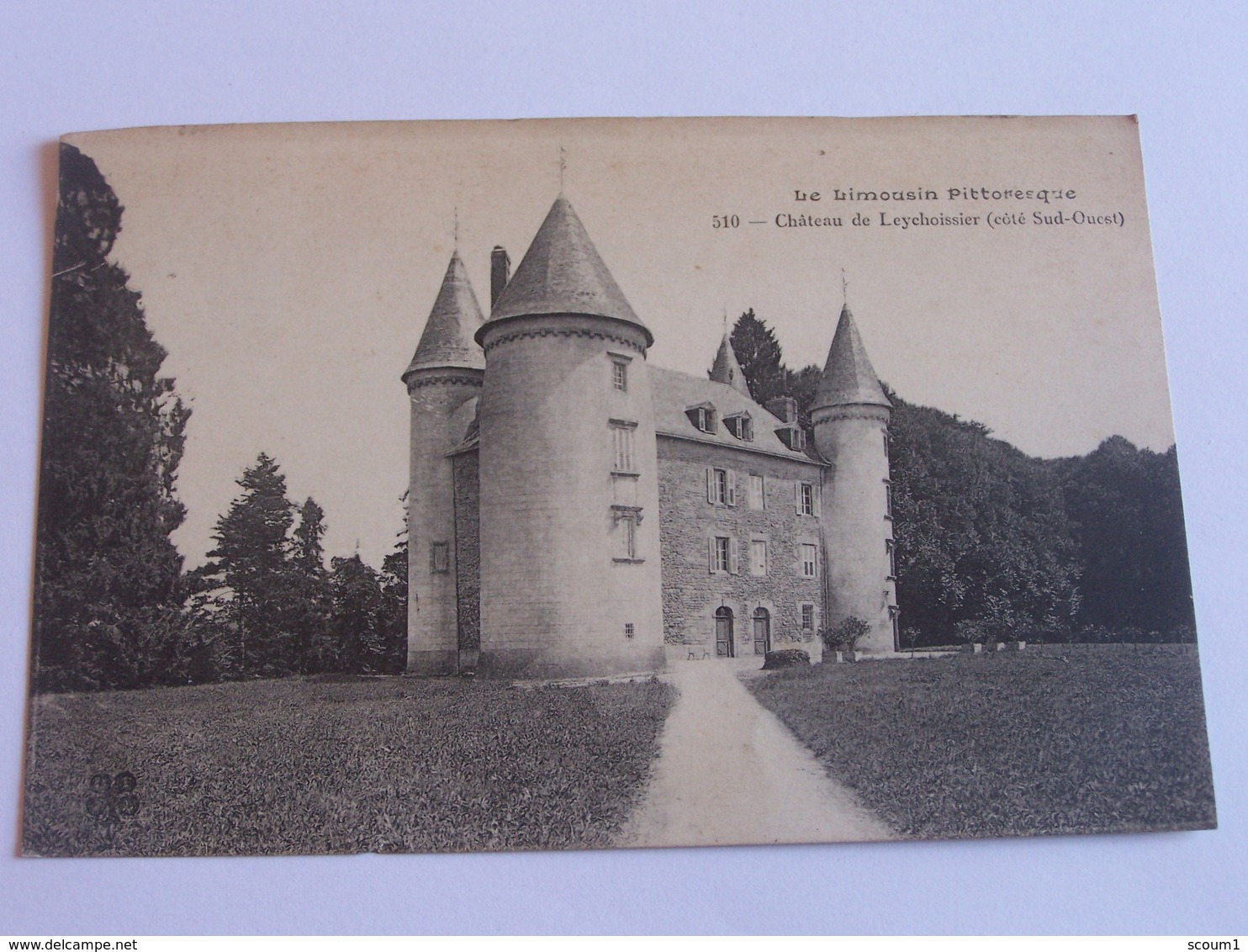 Chateau De Leychoissier ( Coté Sud-ouest) - Autres & Non Classés