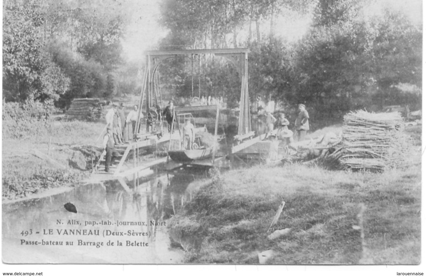 79 -Le Vanneau : Passe-Bateau Au Barrage De La Belette . - Autres & Non Classés