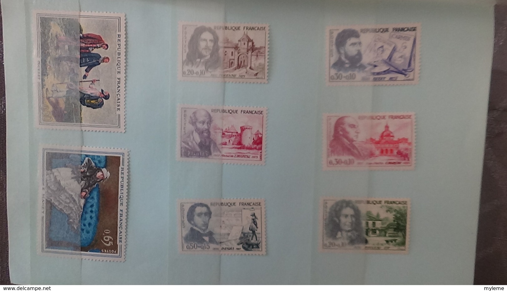 Carnet à choix dont séries grands hommes, timbres ànnées 40 à 60, carnets croix rouge  tout est **. Côte très sympa !!!