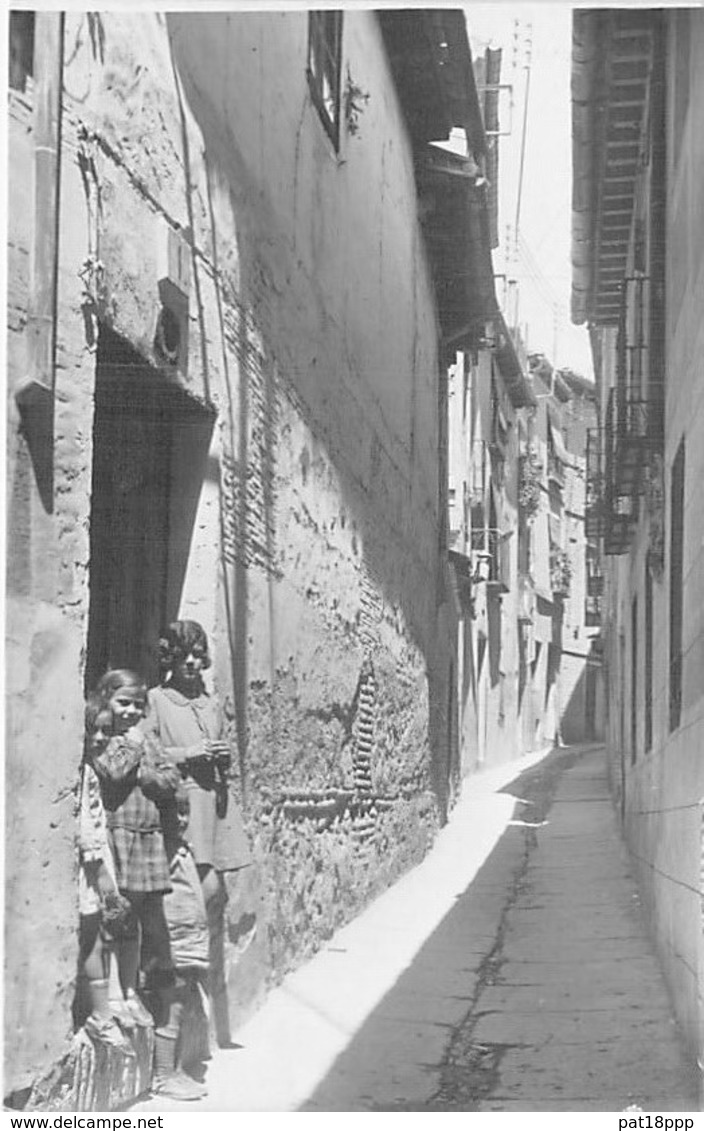 ESPANA Espagne ( Castilla La Mancha ) TOLEDO : Calle De La Campana - CPSM Photo Noir Blanc Format CPA - - Toledo