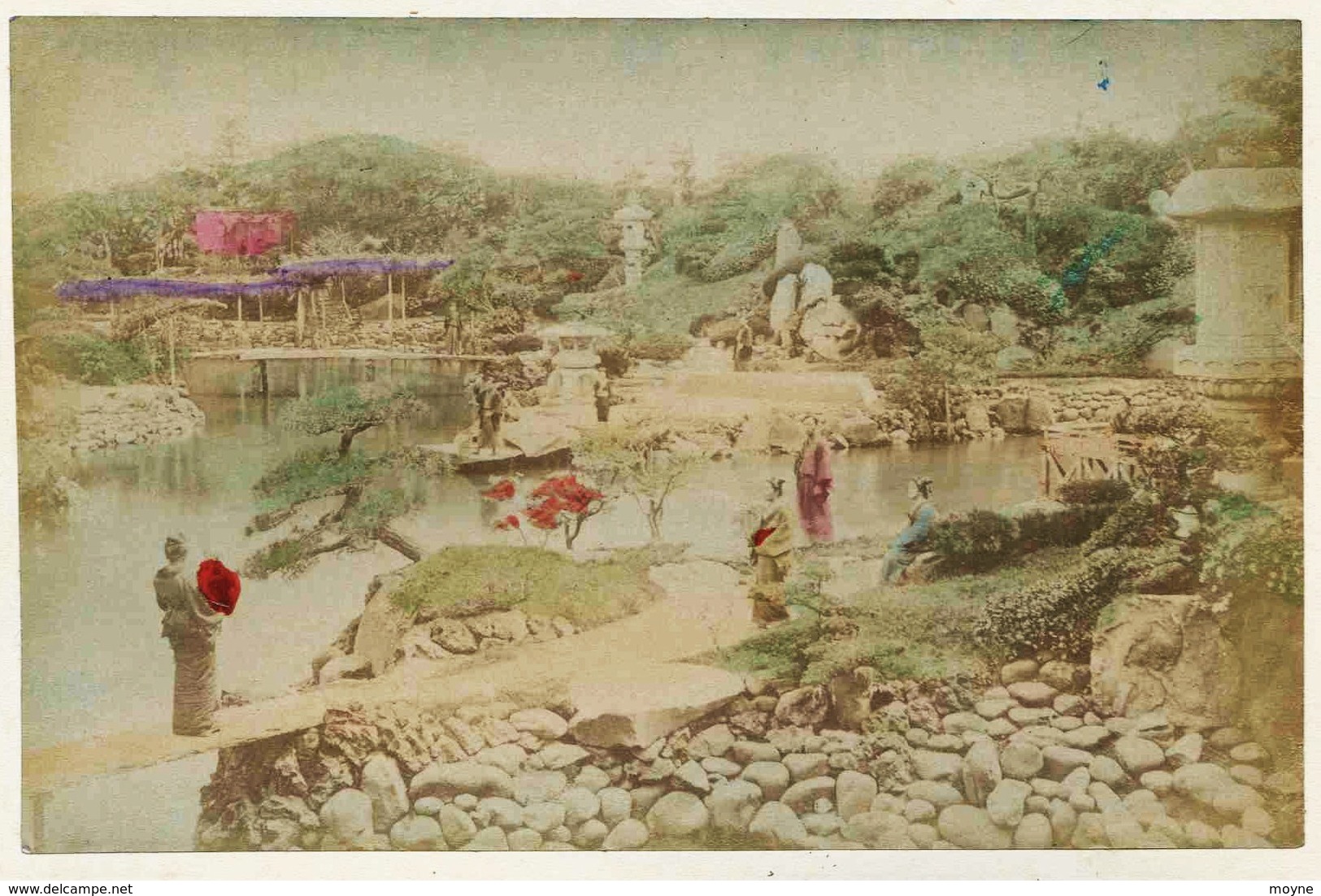 03 -  2 Photos Du Japon 19e -  1) ETANG DU LOTUS  à NIKKO JAPON   2) JEUNE FILLE A L'OMBRELLE  Papier Albuminé Et Aquar - Anciennes (Av. 1900)