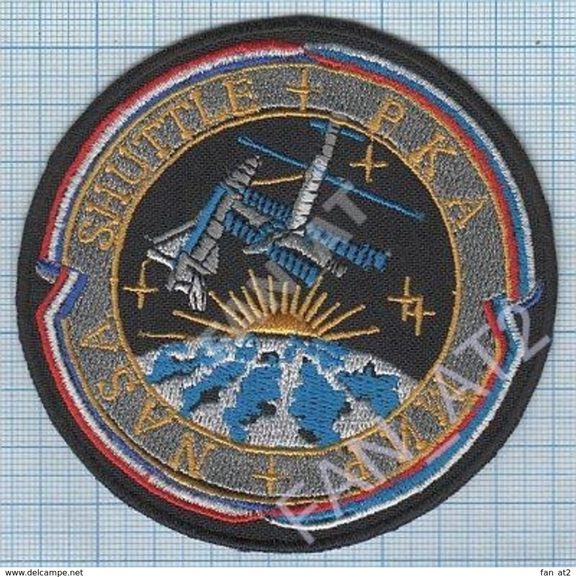 USA / RUSSIA / Patch, Abzeichen, Parche, Ecusson / SPACE / SHUTTLE / NASA+MIR. - Patches