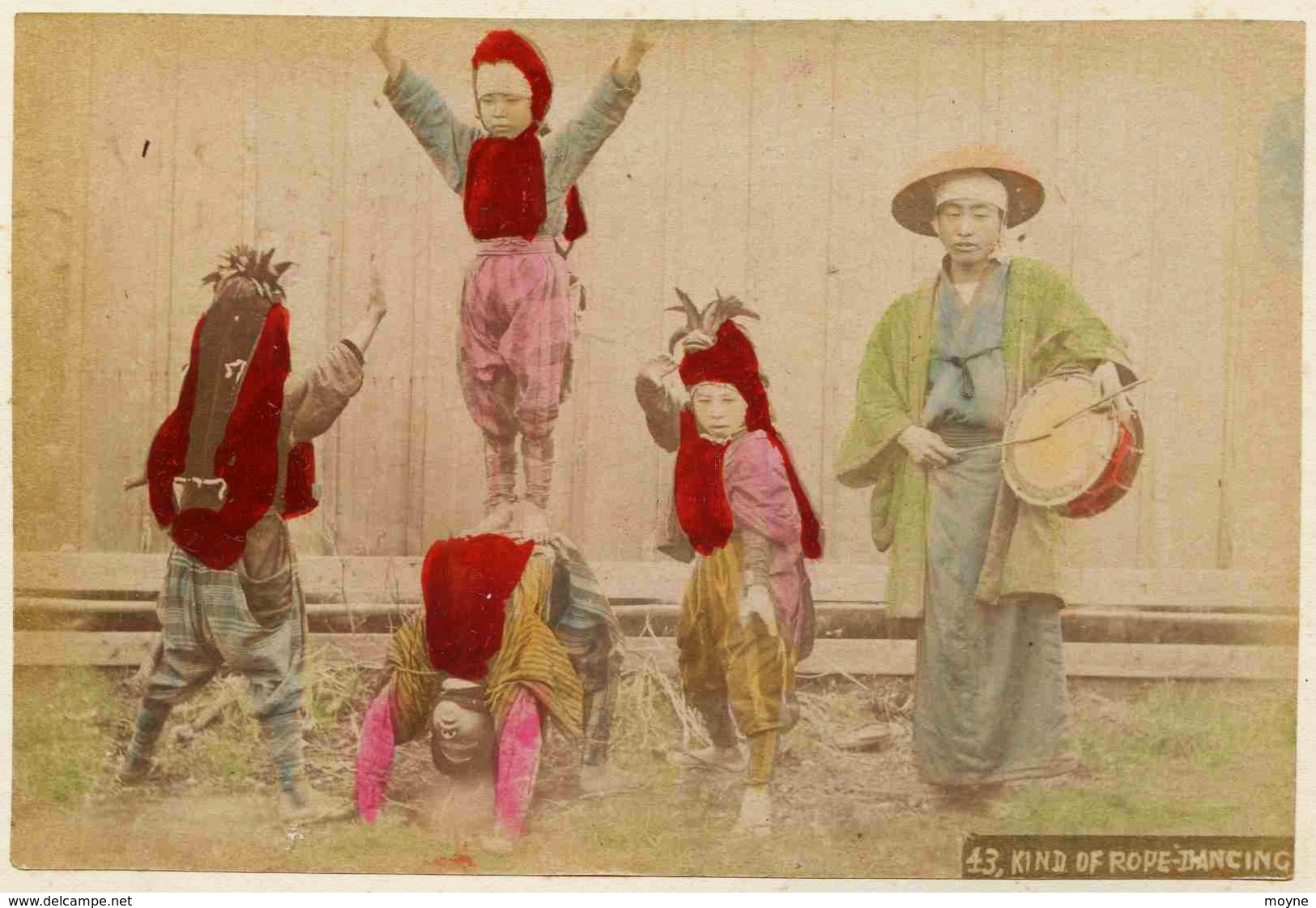 16 -  2 Photos Du Japon 19e - METIER 1) KIND OF ROPE DANCING 2) DIEU JAPONAIS KAMAKURA    Papier Albuminé Et Aquarellé - Anciennes (Av. 1900)