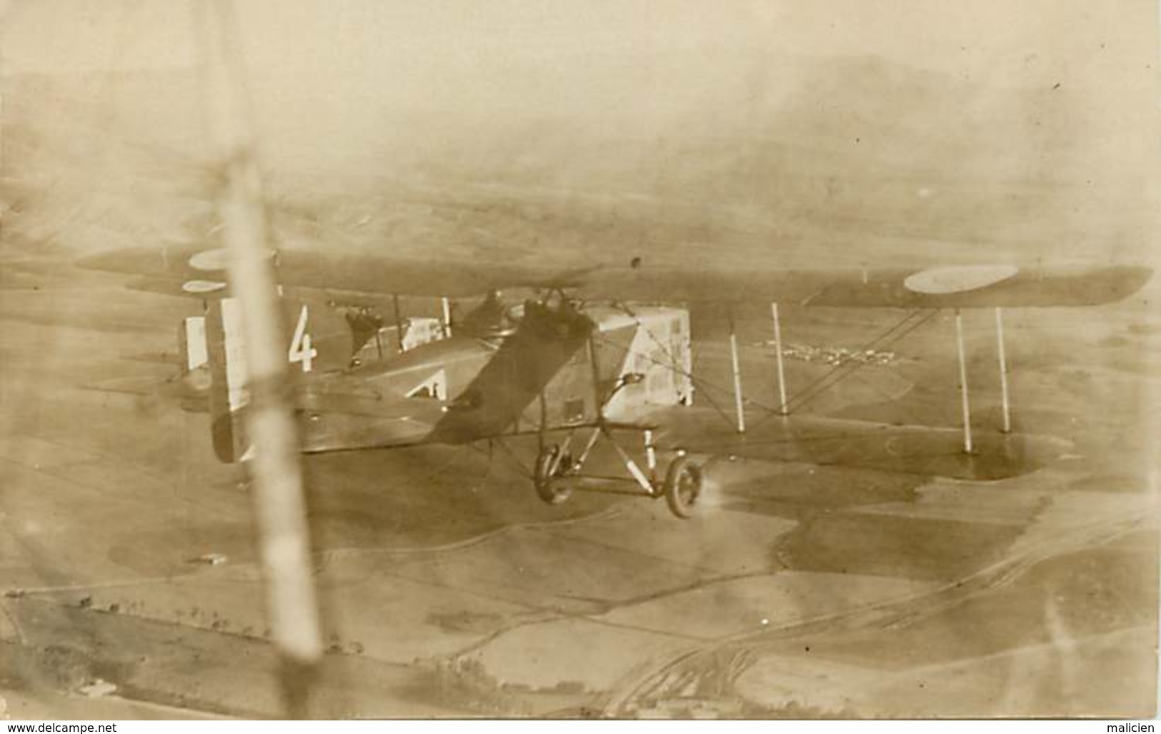 Pays  Div.-ref R540- Syrie - Syria - Carte Photo - Photo Postcard - Avions -aviation - Avion Au Dessus De La Syrie - - Syrie