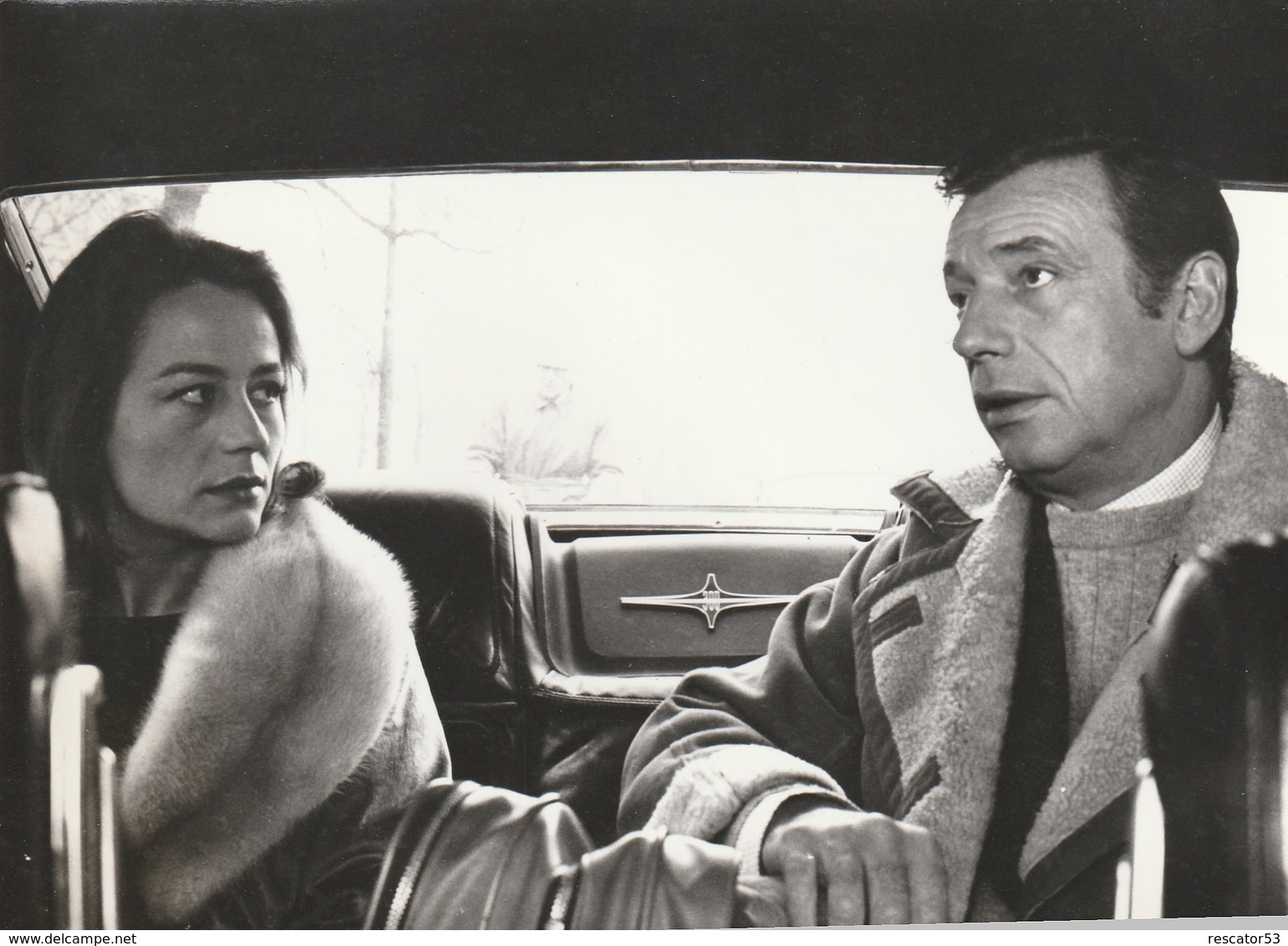 Rare Photo Originale  Annie GirardoteT Yves Montand  Format 17.5 X 12.5 Cm - Célébrités