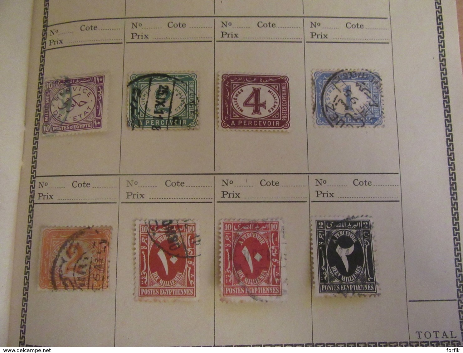 Egypte - Collection de 159 timbres en carnet - Plus ancien YT n°9 - Neufs sur charnières et oblitérés + taxe et service
