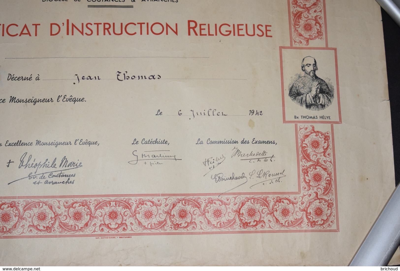 Certificat Du Diocèse De Coutances Et Avranches France 1942 50cm X 32.5cm - Diploma & School Reports