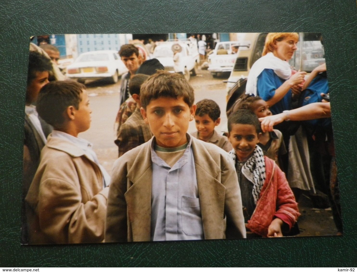 Yemen   Jeunes Garçons Dans La Rue    Photo Originale 1998      14 X 9.5 - Autres & Non Classés