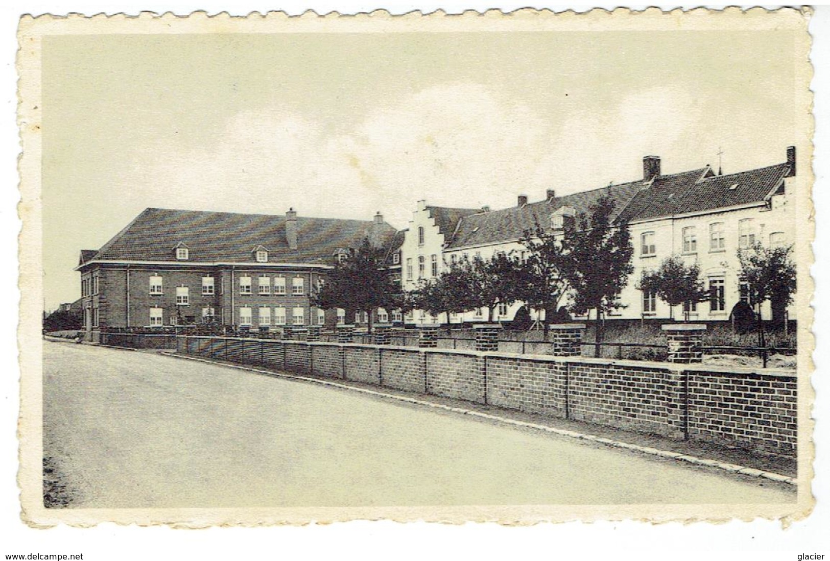 KUURNE - Cuerne - Moederhuis - Gesticht  H. Familie - Kuurne