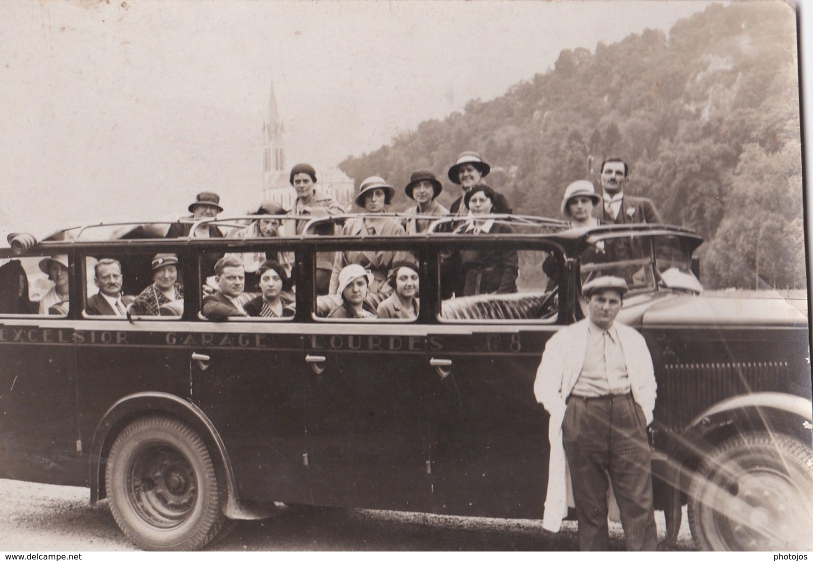 Carte Photo  Autocar Décapotable De L'Excelsior Garage Lourdes  (65) Transport De Touristes 1933 - Automobiles