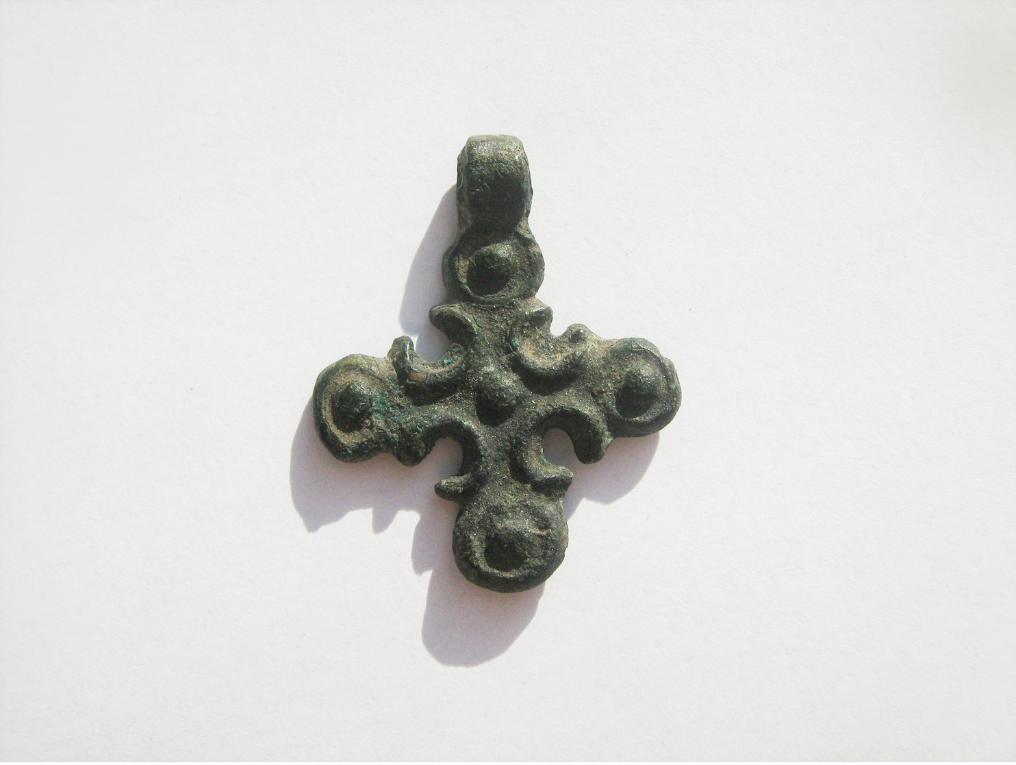 Medieval Europe. Bronze Cross 9-12 Century - Archéologie