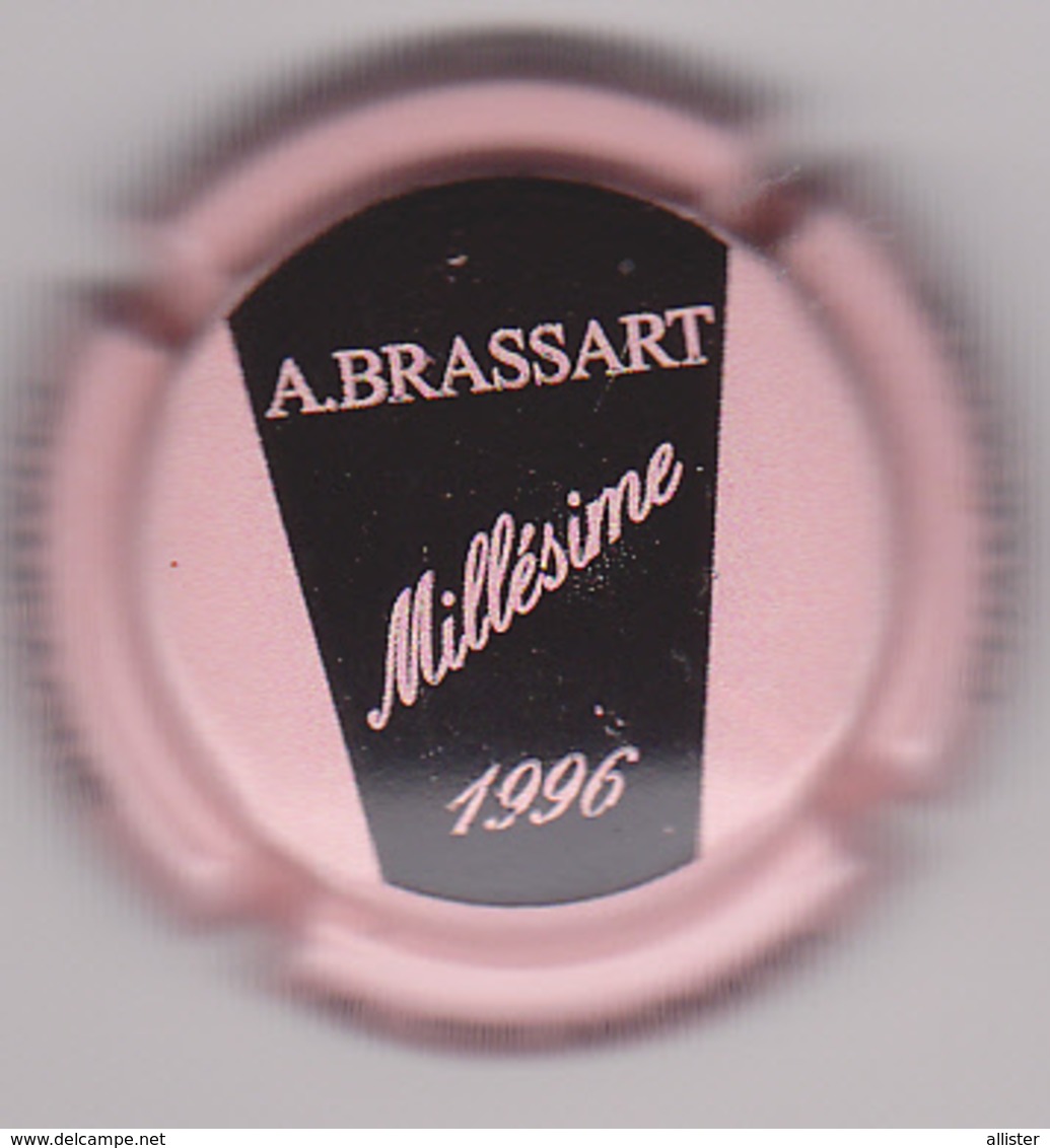 Capsule Champagne BRASSART A. ( 11c ; Rose Pâle Et Noir ) {S08-19} - Autres & Non Classés