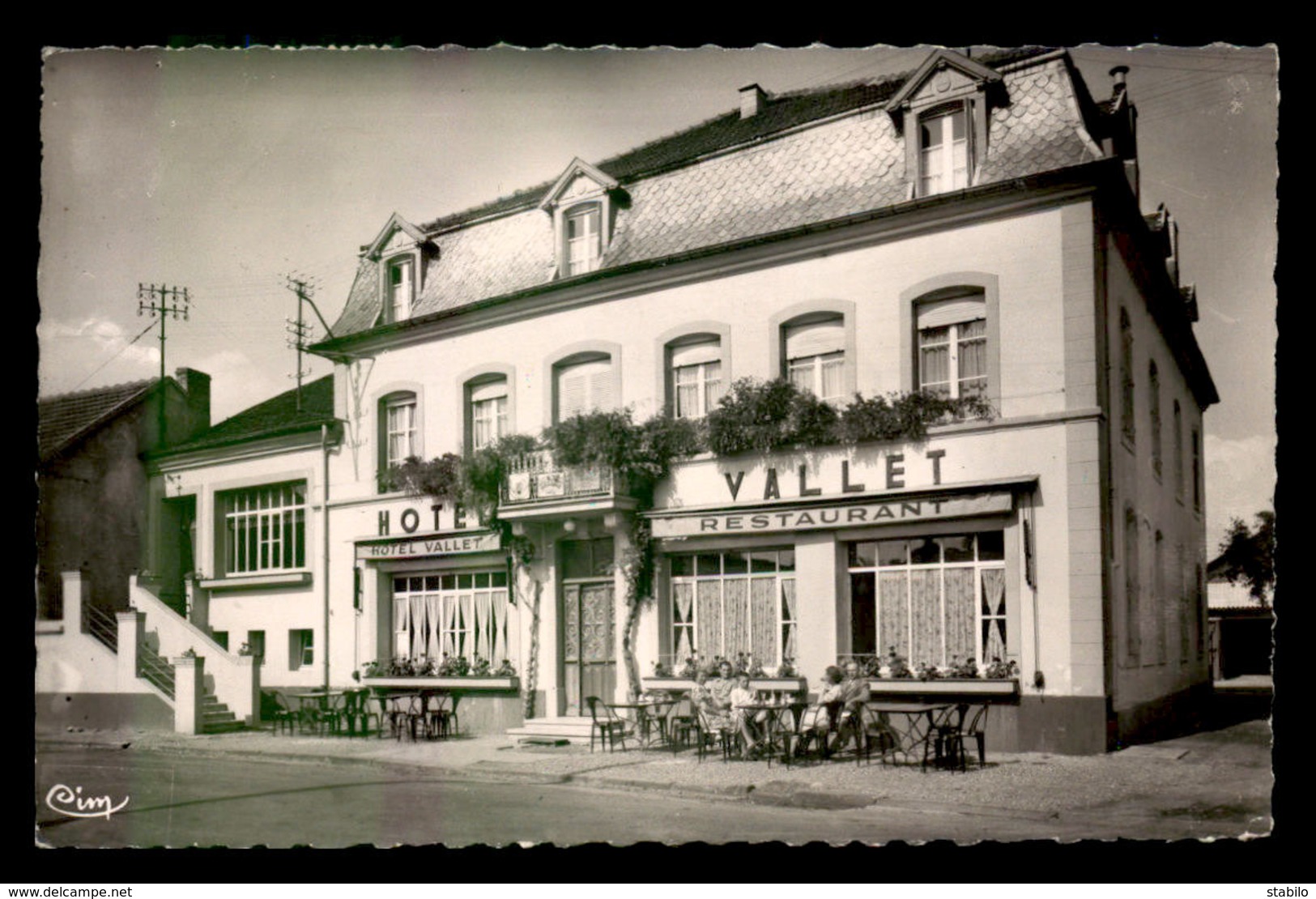 57 - CHATEAU-SALINS - HOTEL VALLET - Chateau Salins