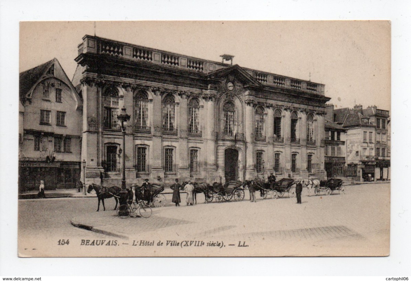 - CPA BEAUVAIS (60) - L'Hôtel De Ville (avec Attelages) - Editions Lévy 154 - - Beauvais